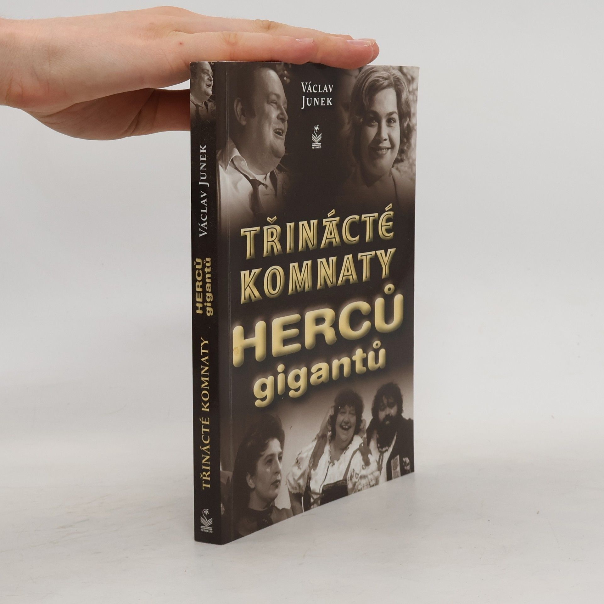13. komnaty herců gigantů
