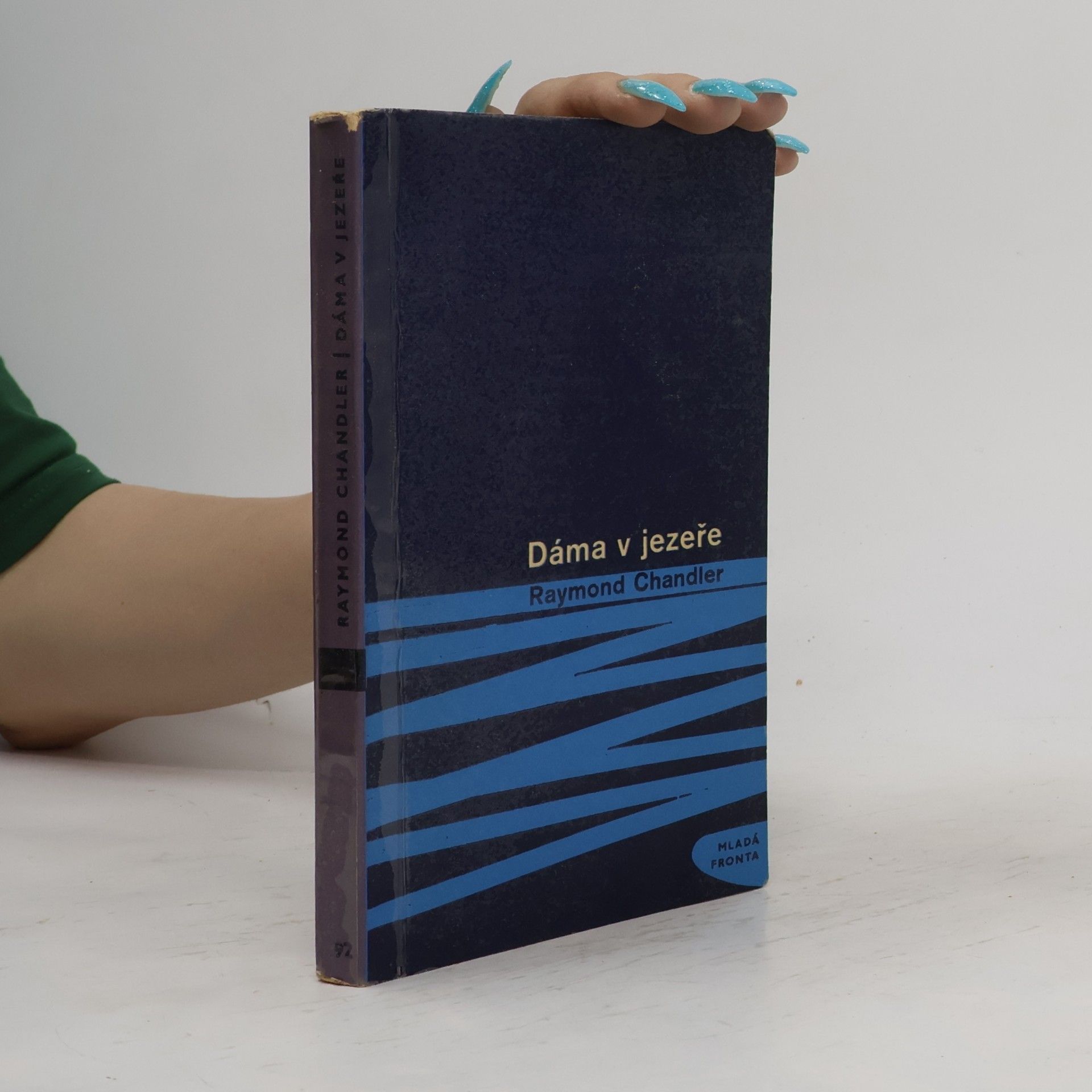 Raymond Chandler Dáma v jezeře