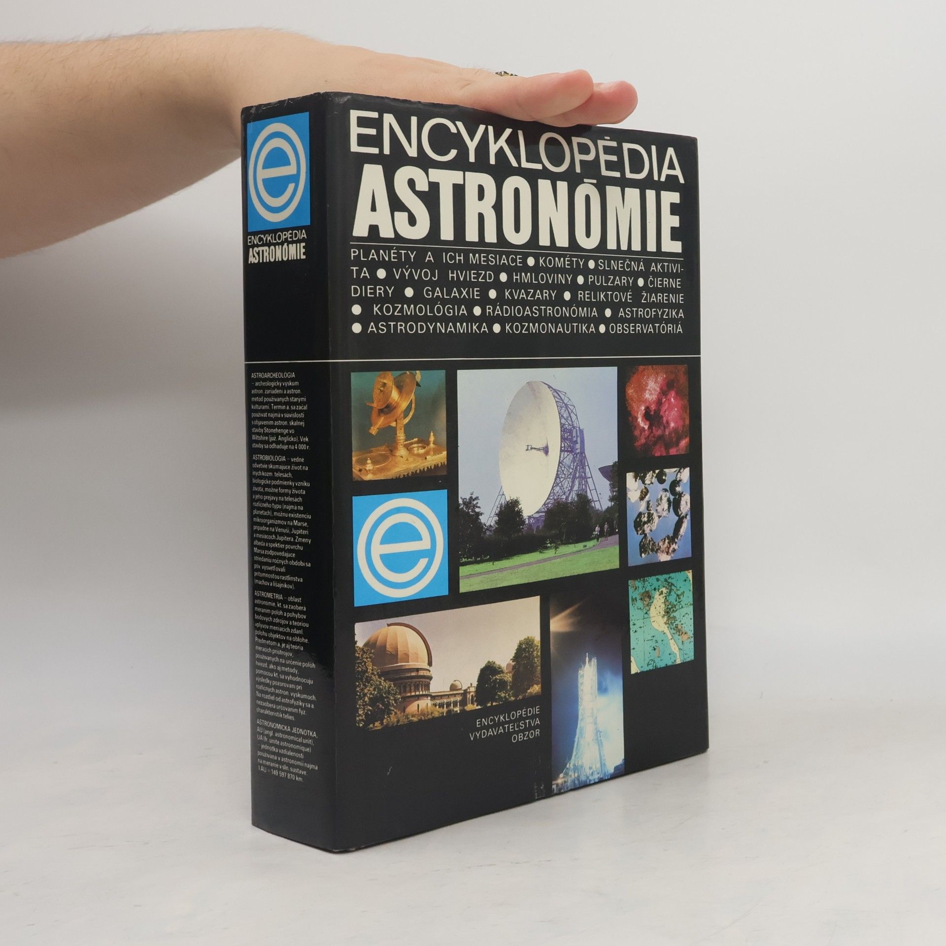 A. Hajduk Encyklopédia astronómie
