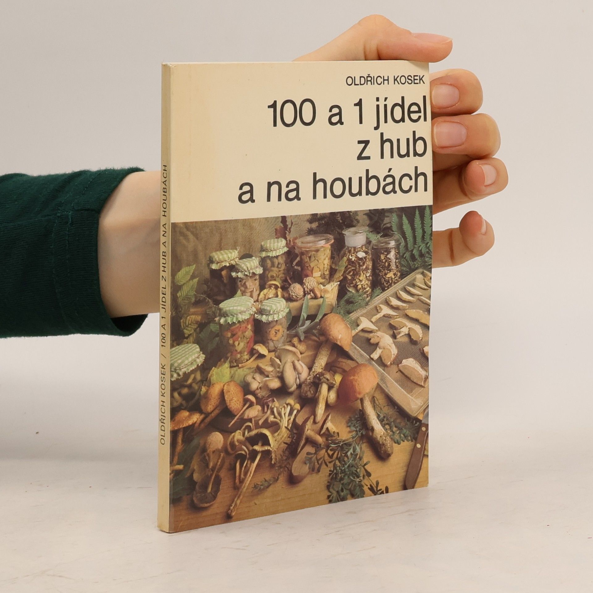 100 a 1 jídel z hub a na houbách