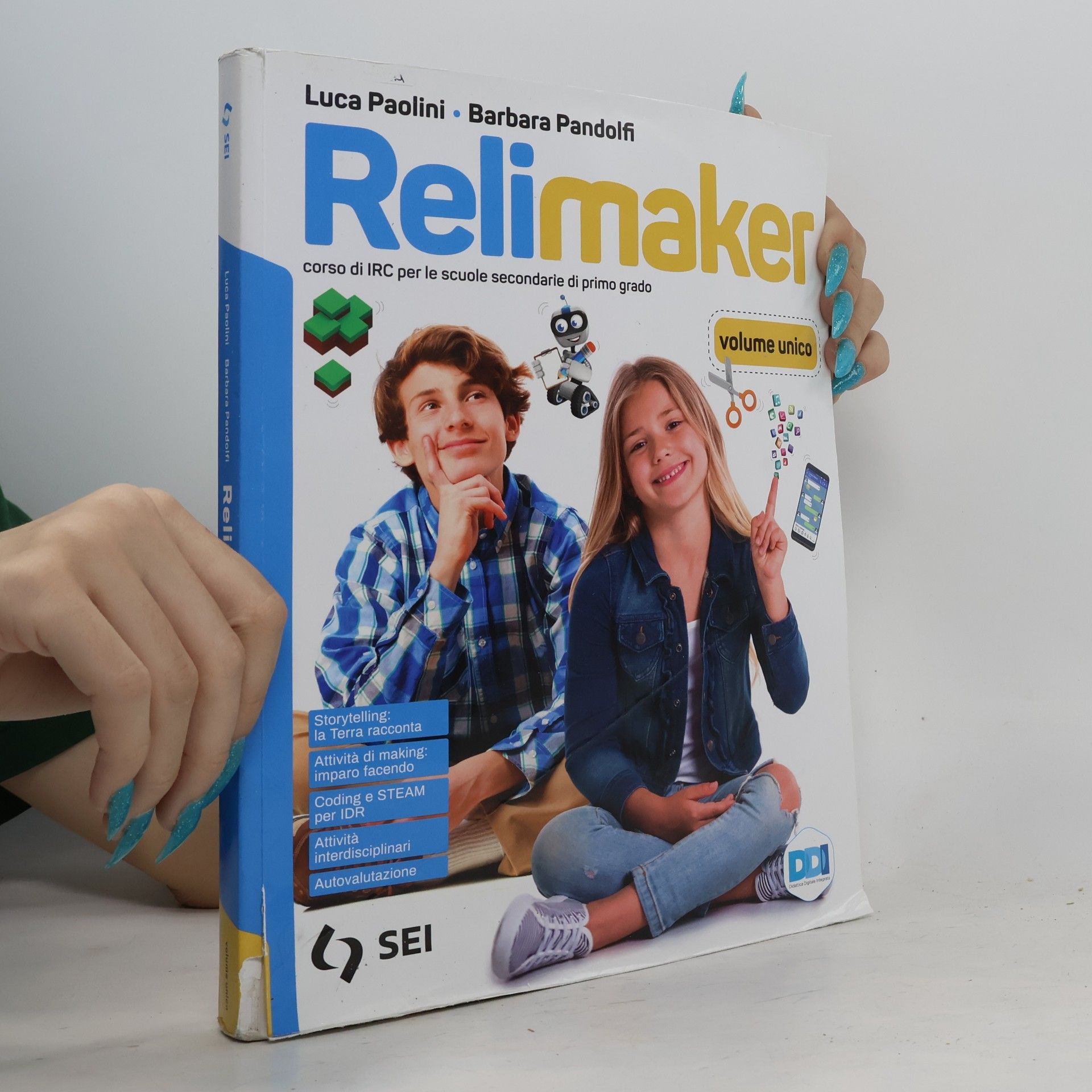 Barbara Pandolfi Relimaker. Con occhi diversi