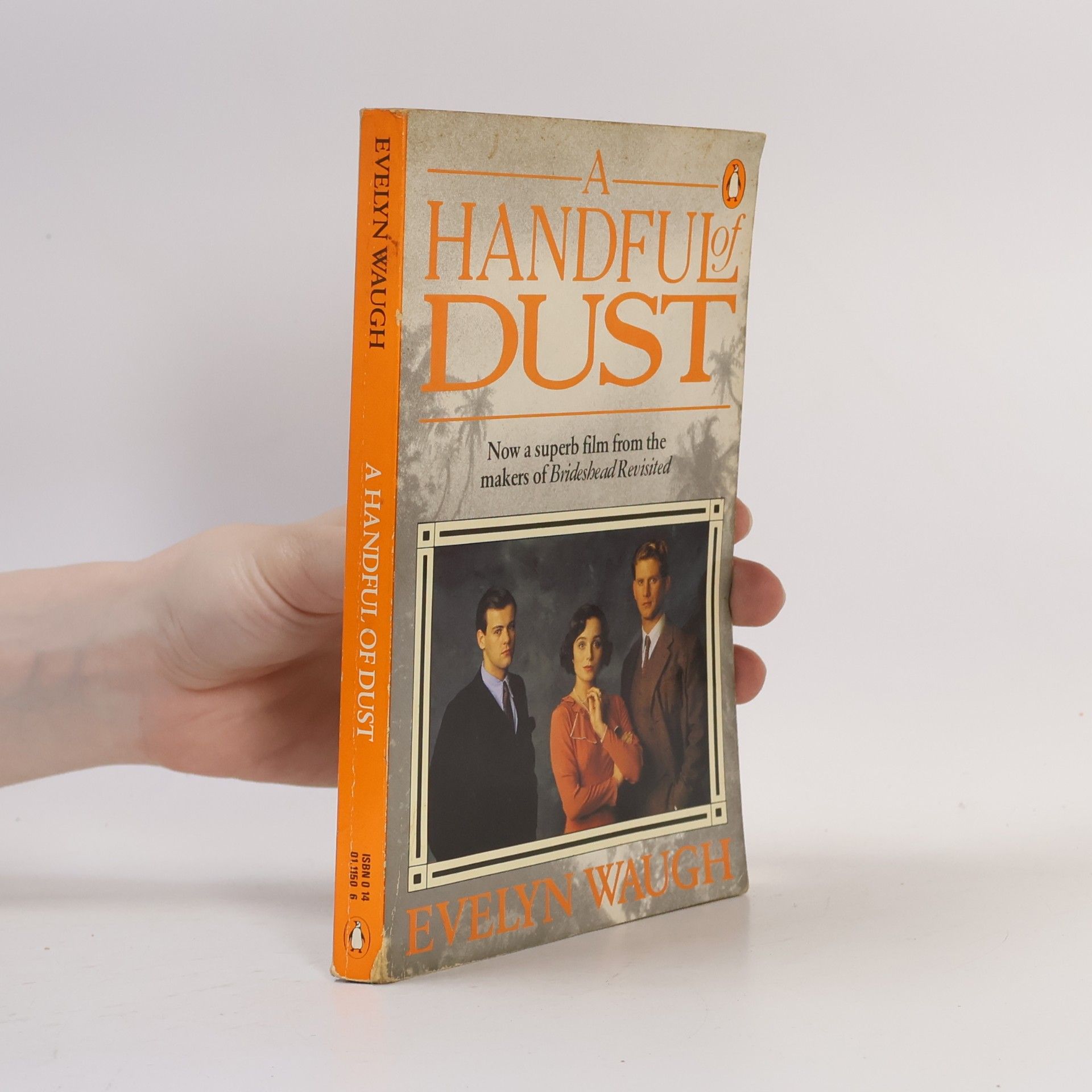 Evelyn Waugh A Handful of Dust