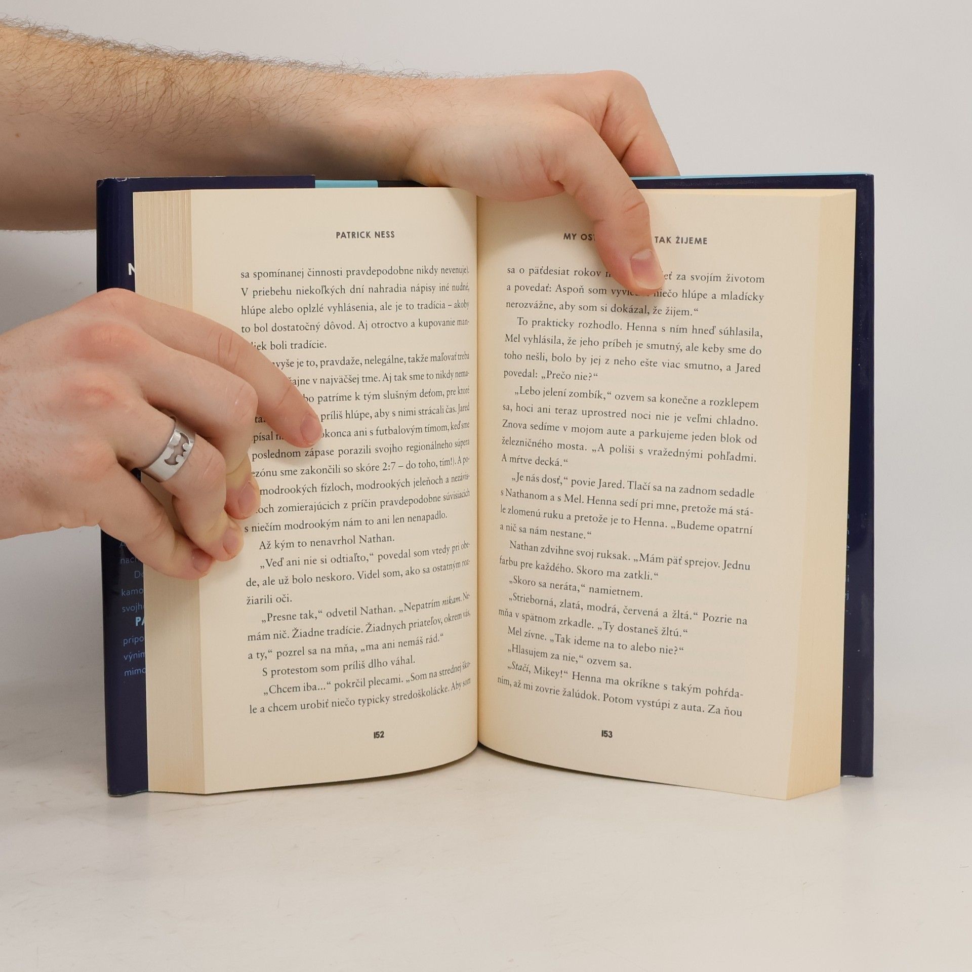 Patrick Ness My ostatní tu len tak žijeme