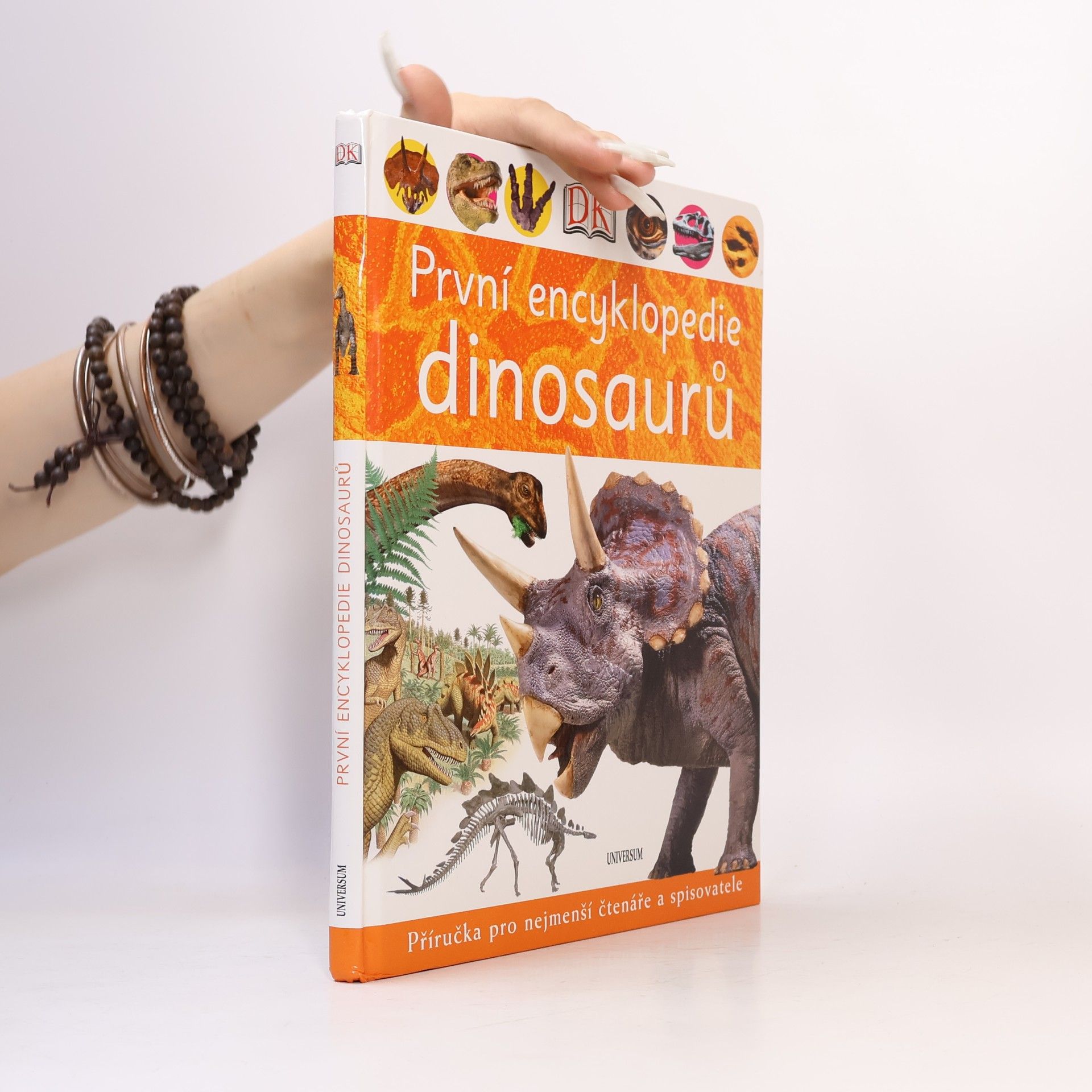 Jan Kadlec První encyklopedie dinosaurů