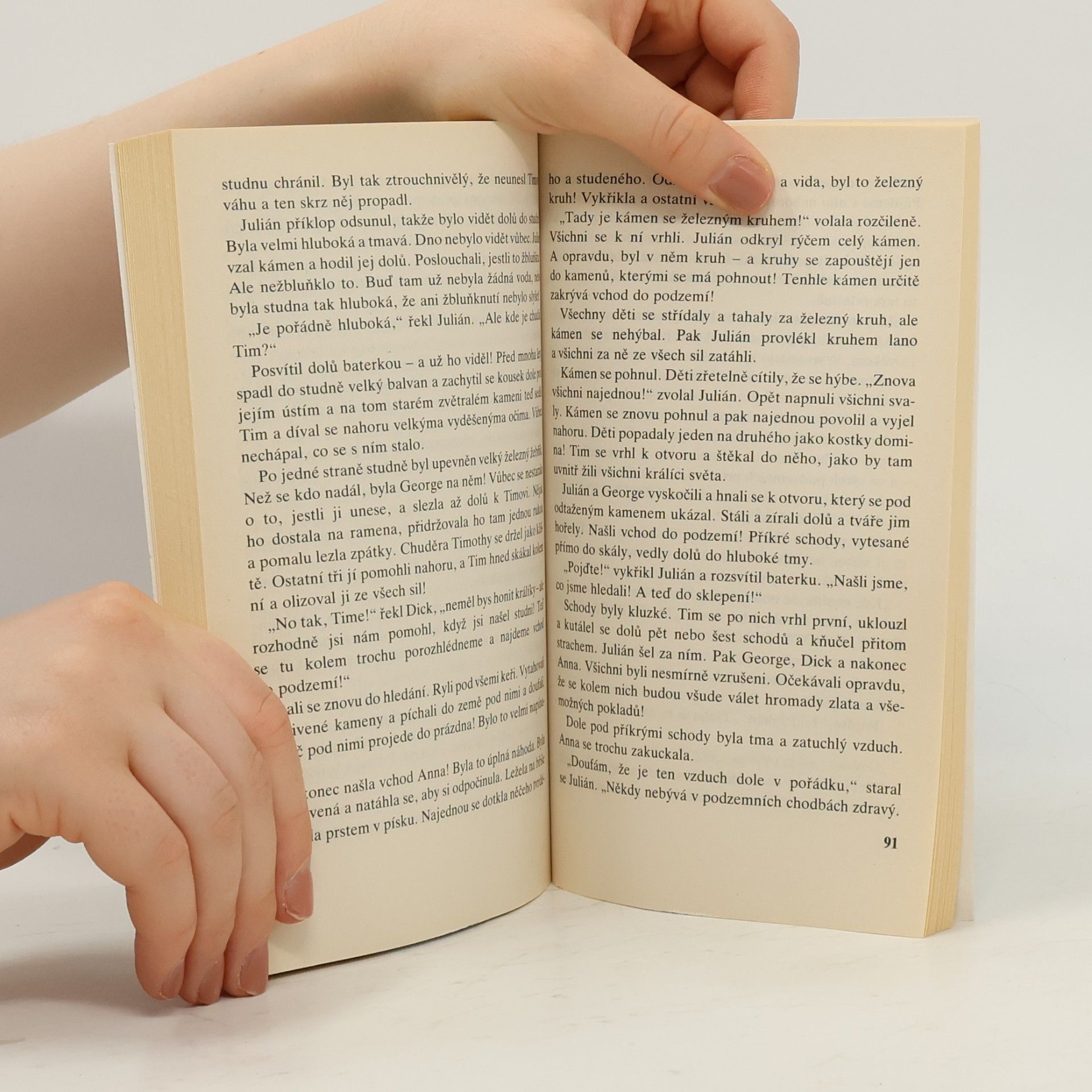 Enid Blyton Správná pětka : Pětka na ostrově pokladů
