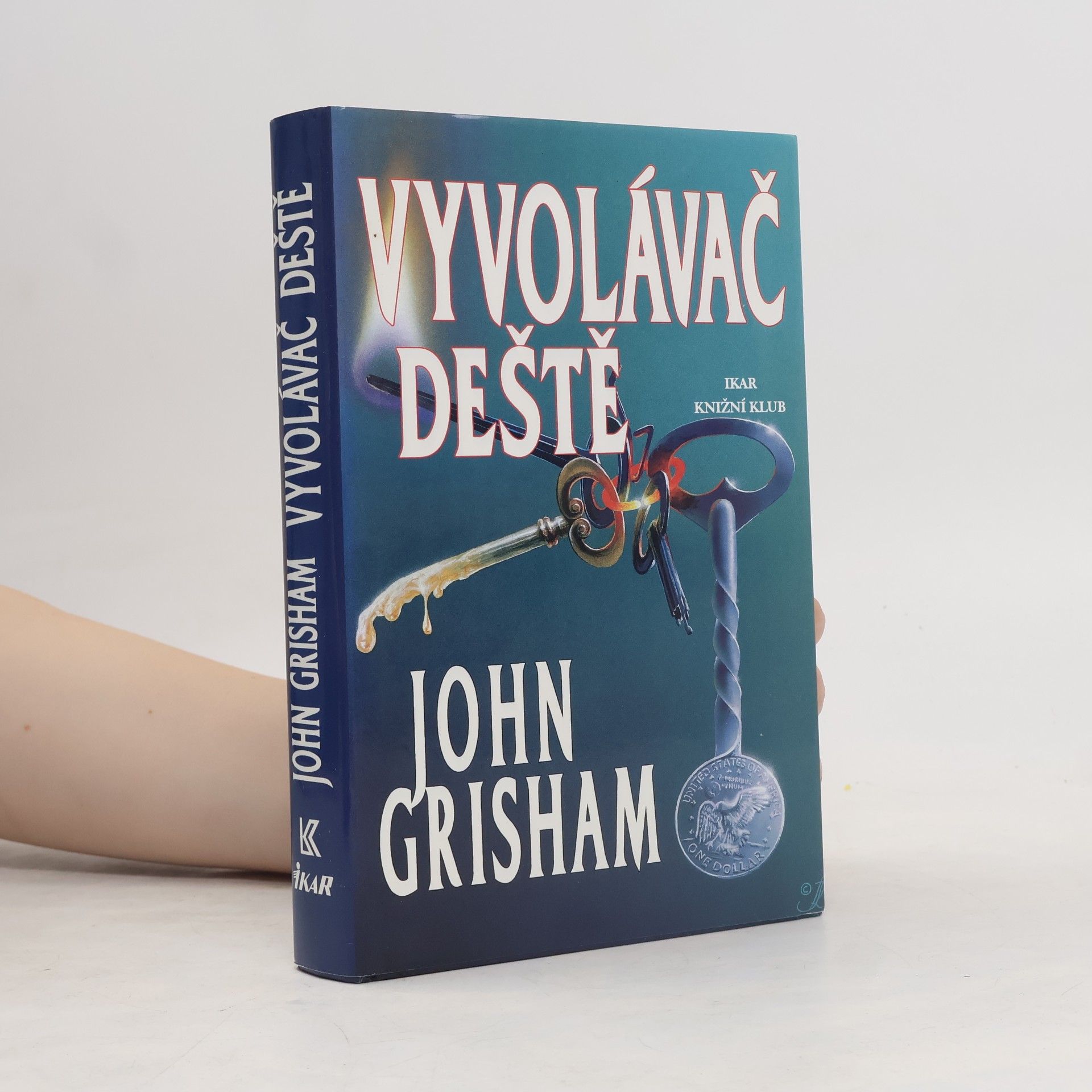 John Grisham Vyvolávač deště