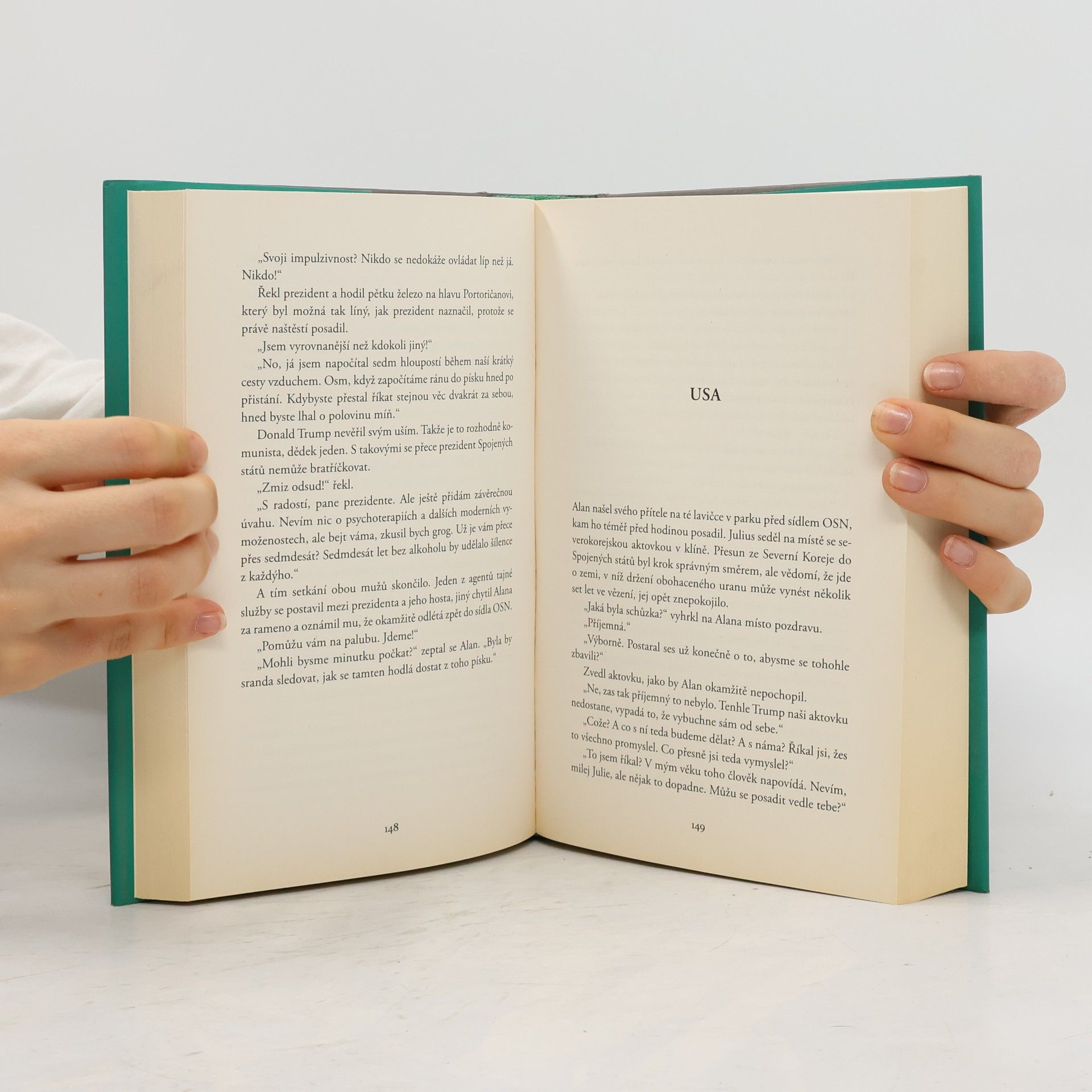 Jonas Jonasson Stojednaletý stařík, který se vrátil, aby zachránil svět