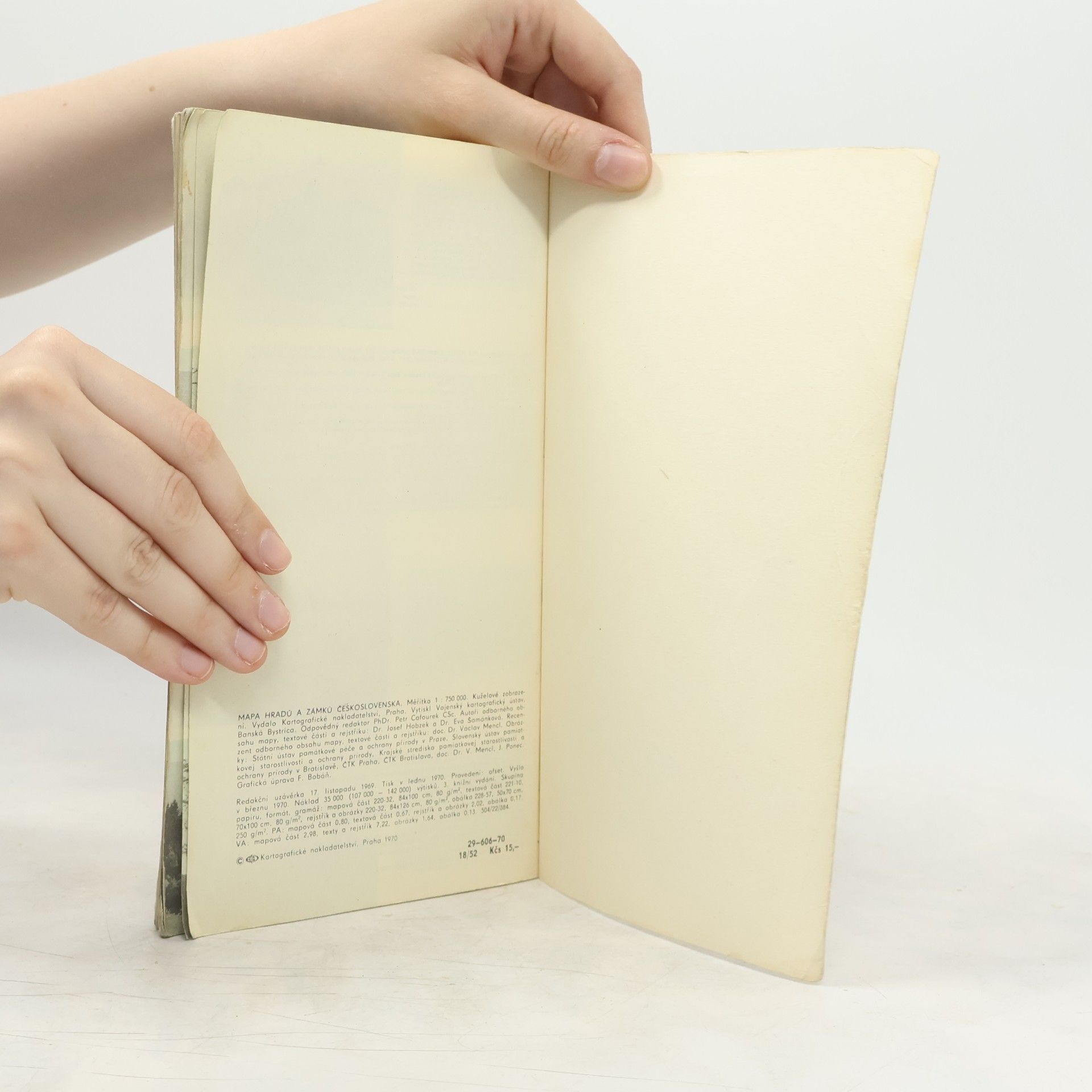 Various authors Mapa hradů a zámků Československa