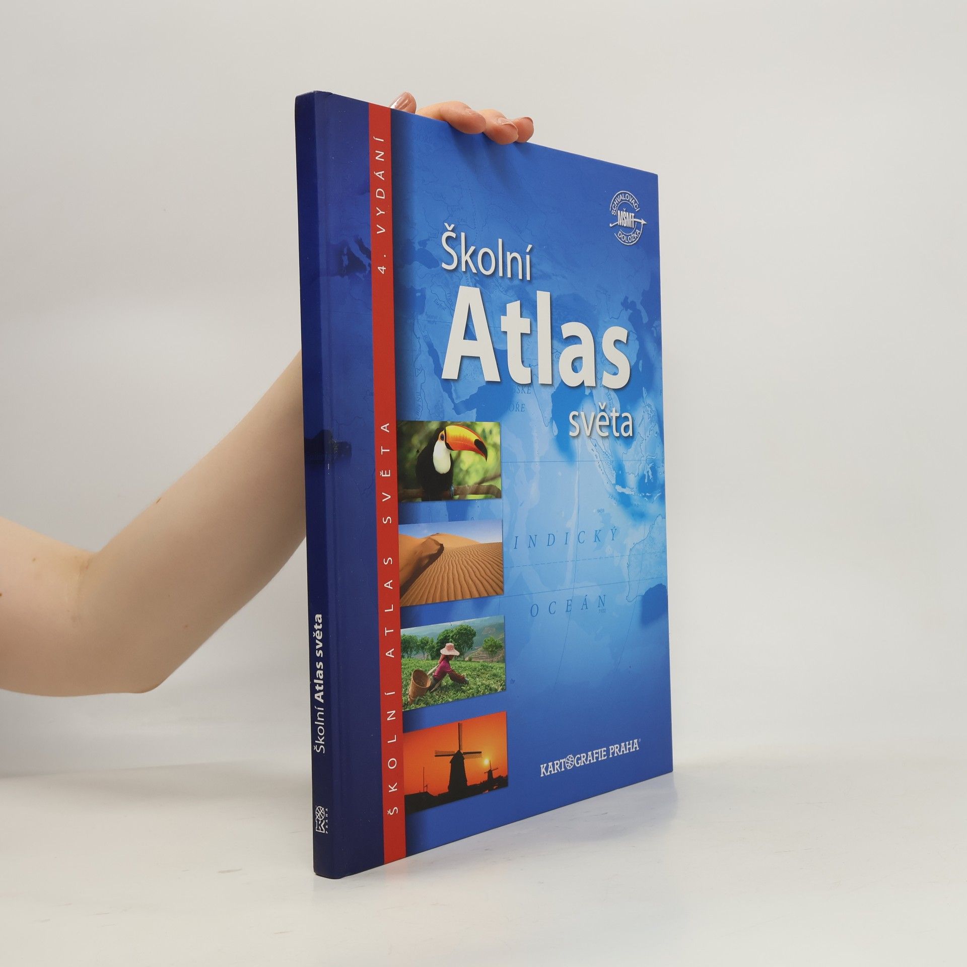 Collectif d'auteurs Školní atlas světa