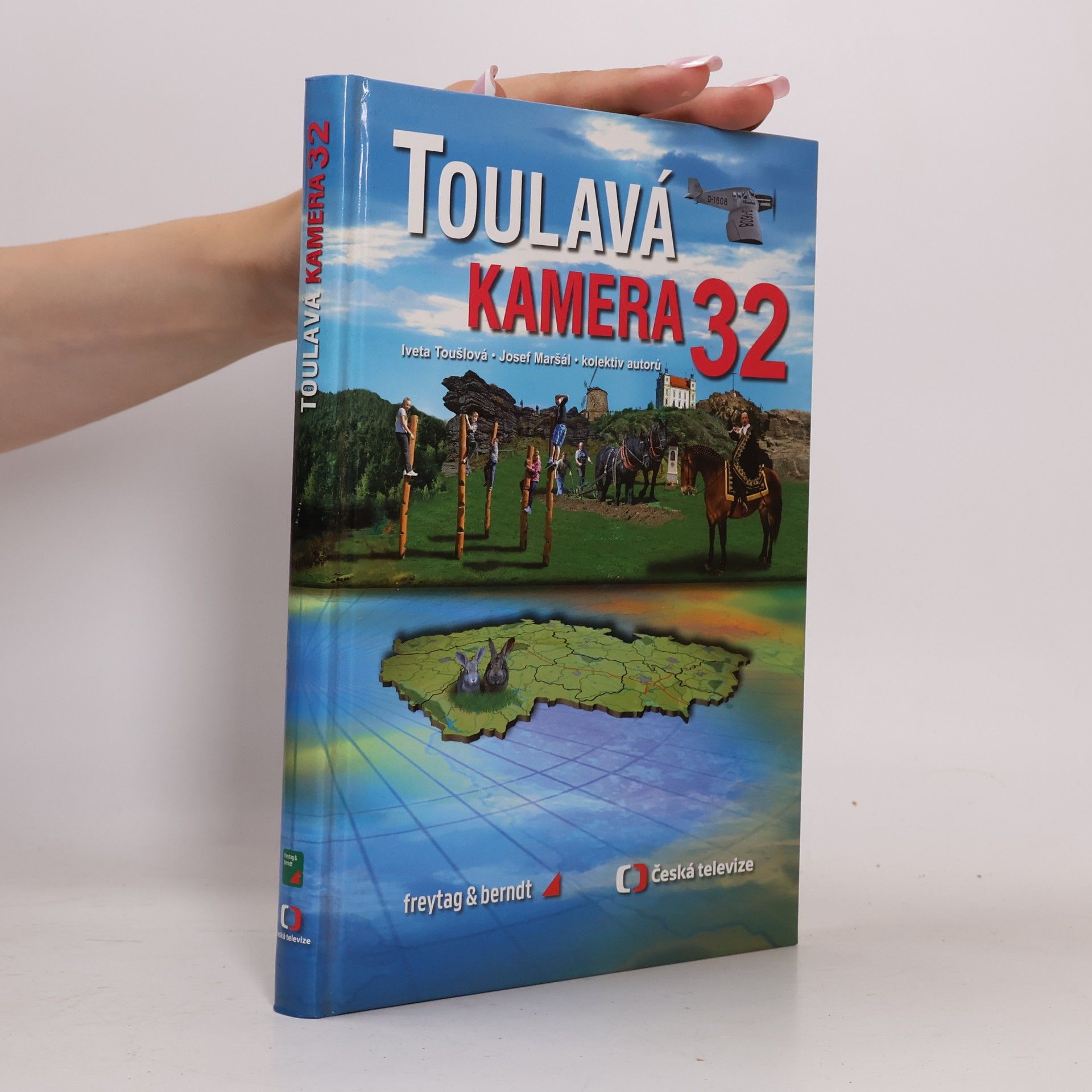 Toulavá kamera 32