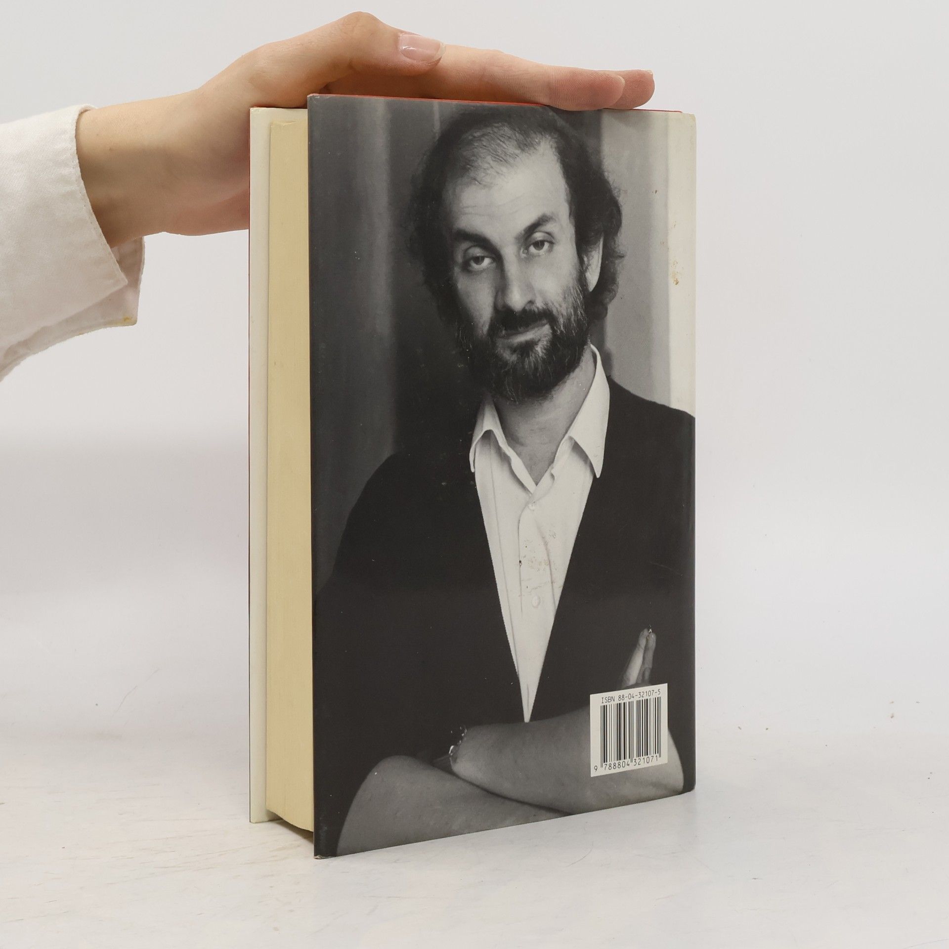 Salman Rushdie I versi satanici