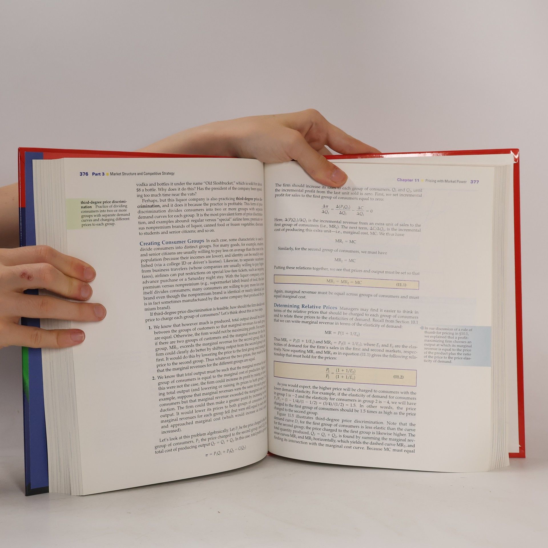 Robert Pindyck Microeconomics (5th Edition)