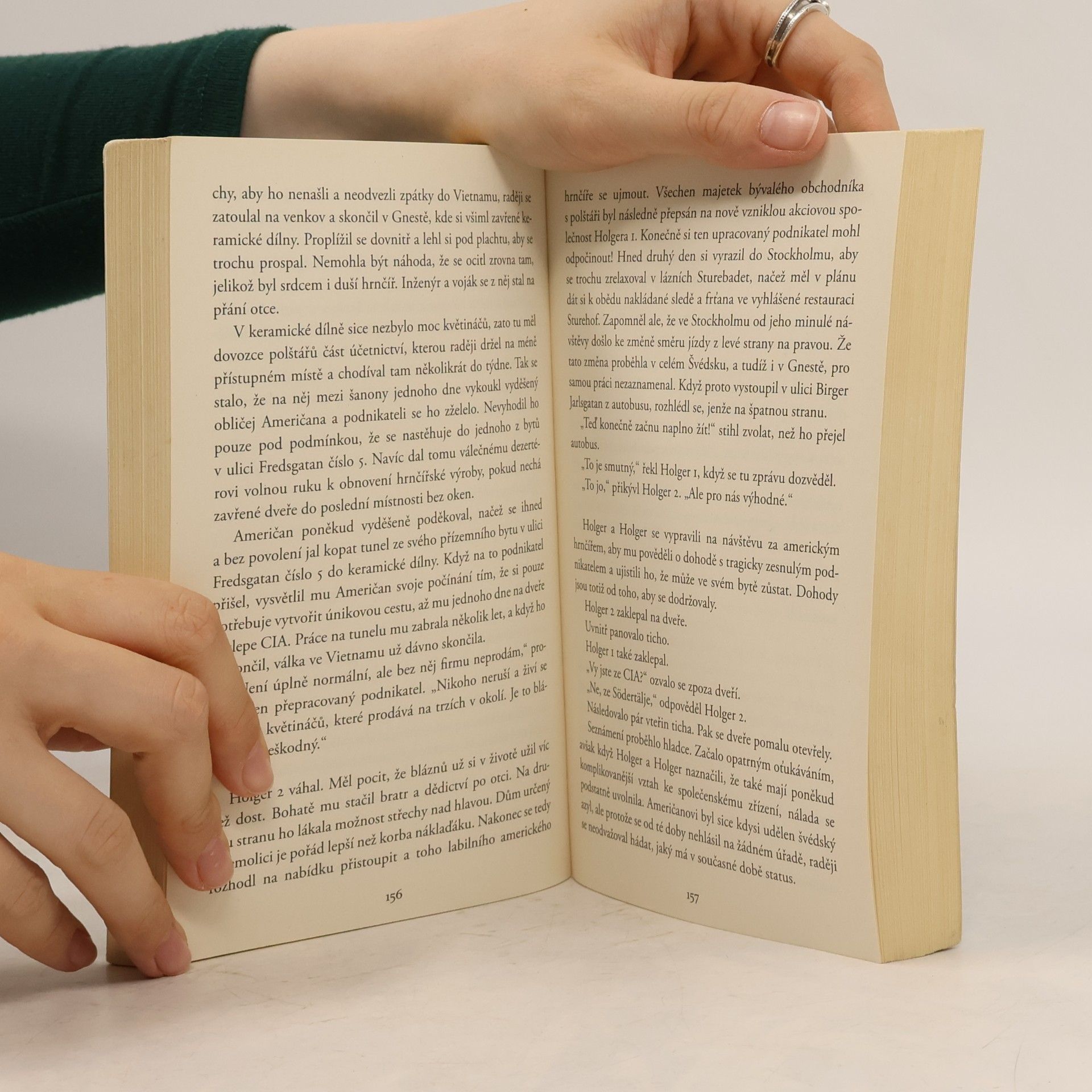 Jonas Jonasson Analfabetka, která uměla počítat