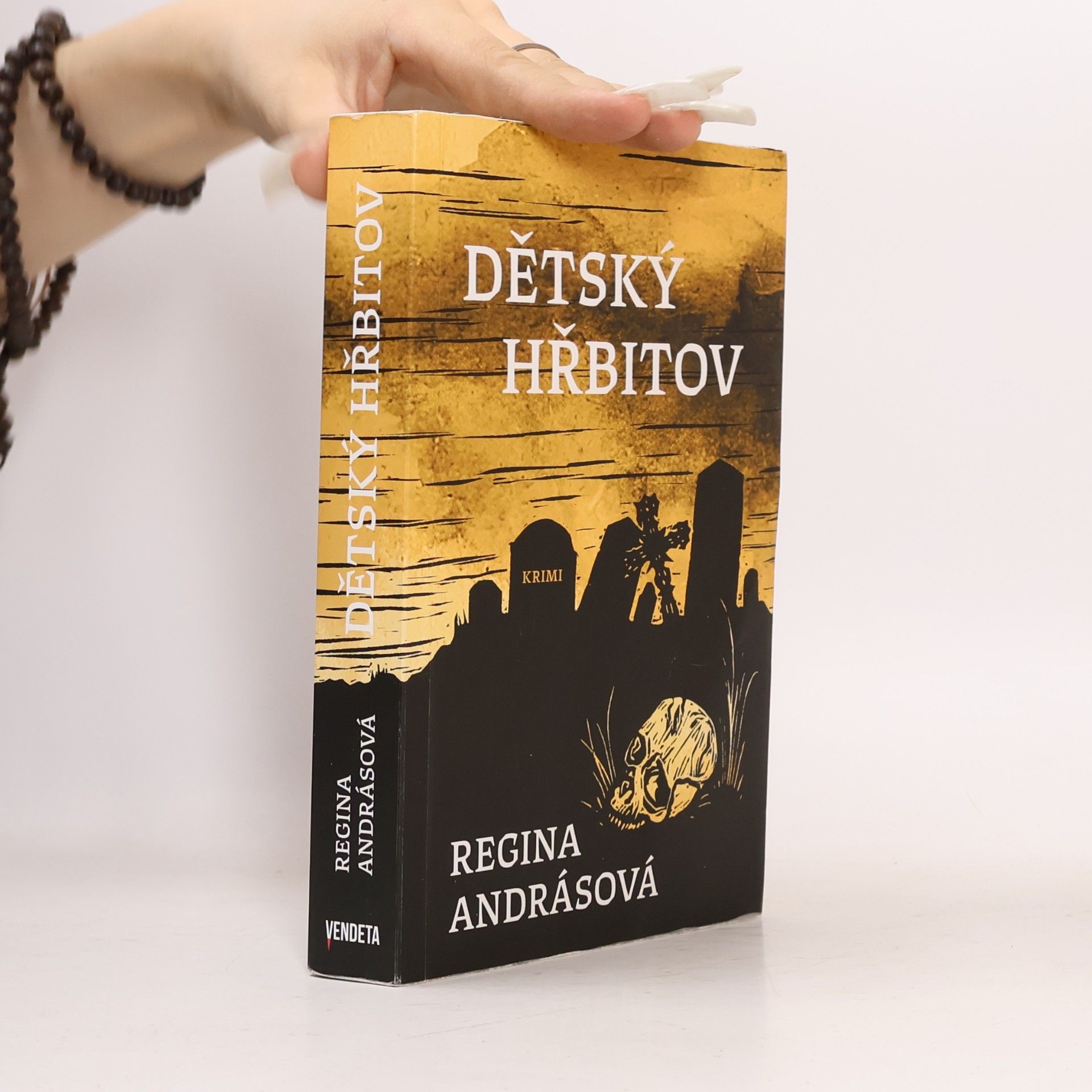 Regína Andrásová Dětský hřbitov
