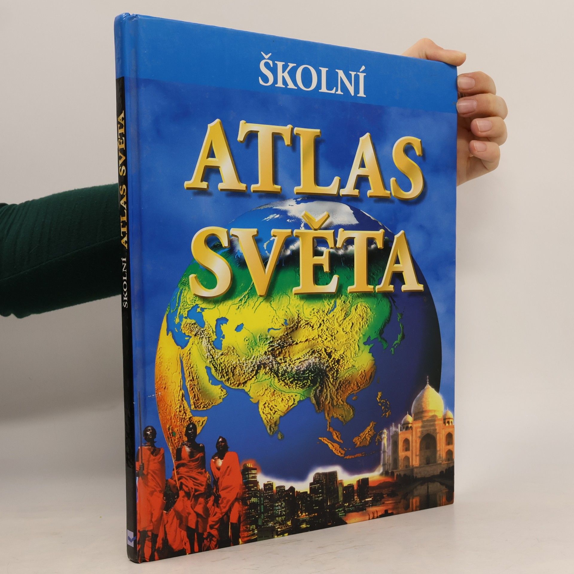s.r.o Svojtka § Co. Školní atlas světa
