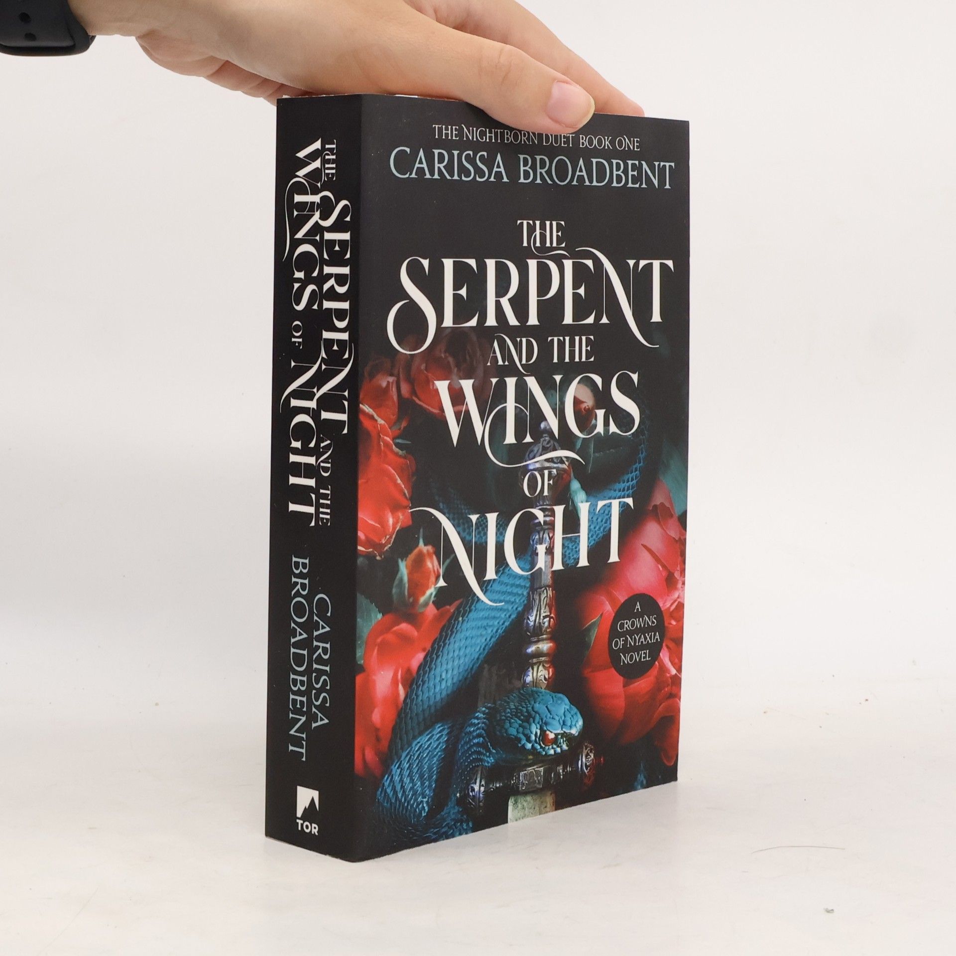 Carissa Broadbent The Serpent and the Wings of Night