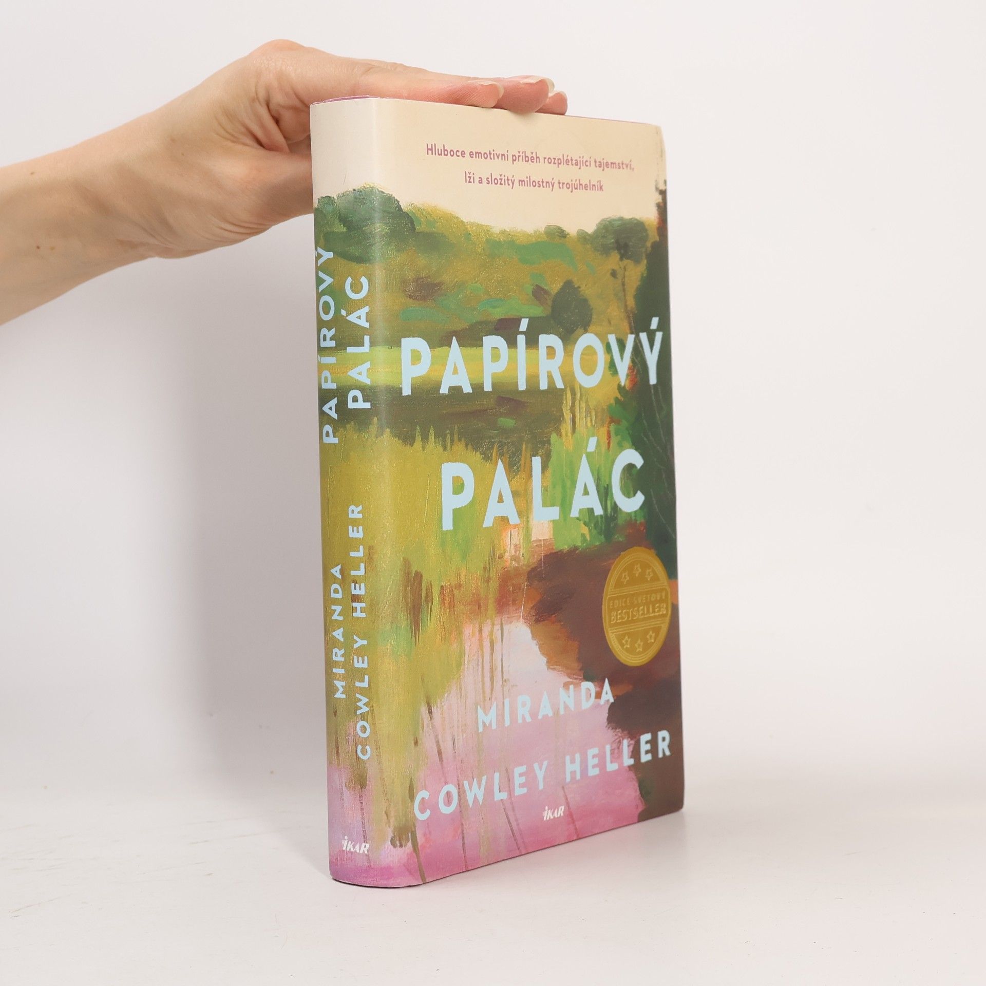 Miranda Cowley Heller Papírový palác