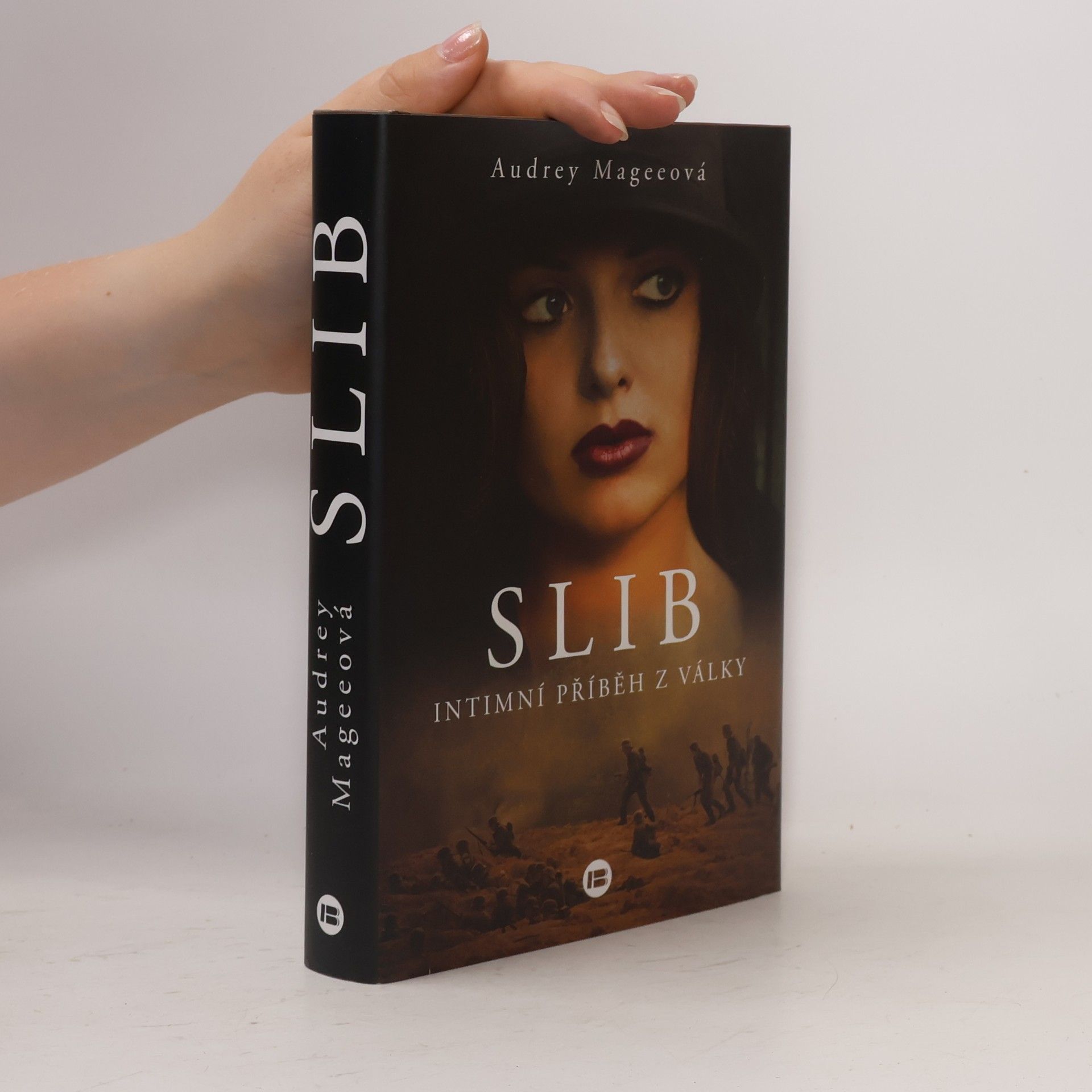 Audrey Magee Slib. Intimní příběh z války