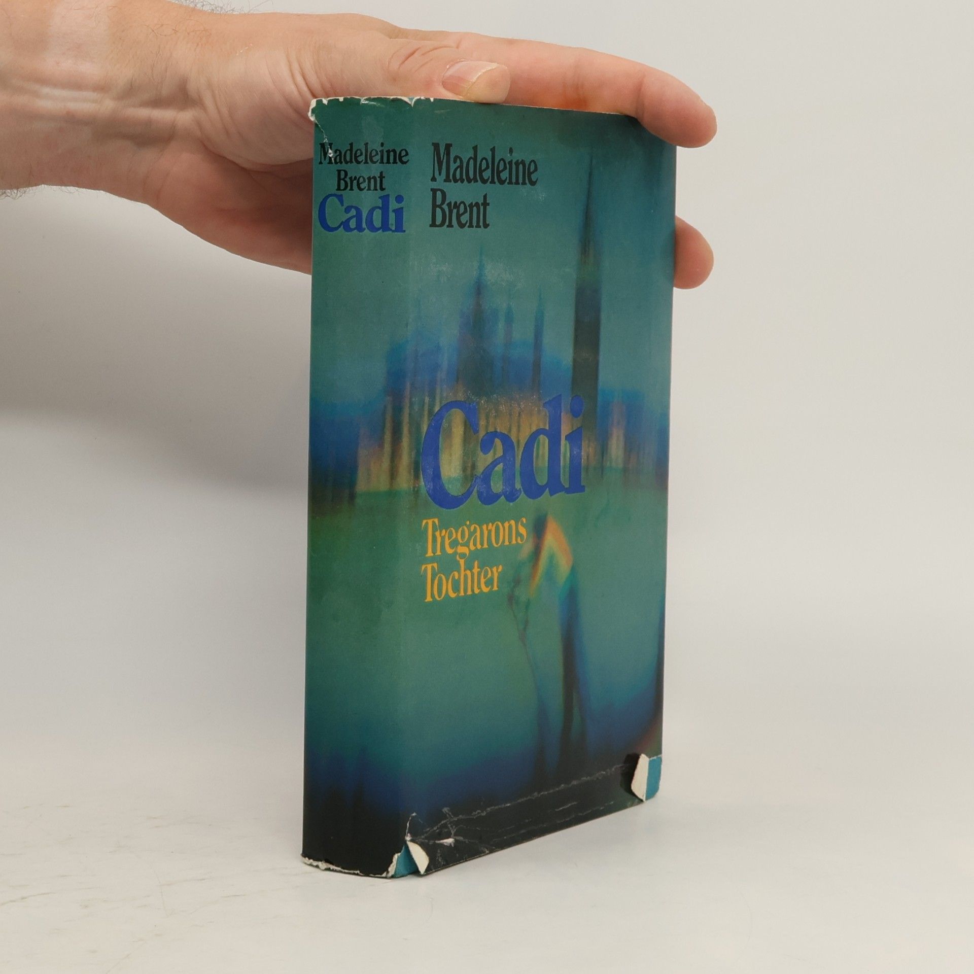 Madeleine Brent Cadi, Tregarons Tochter