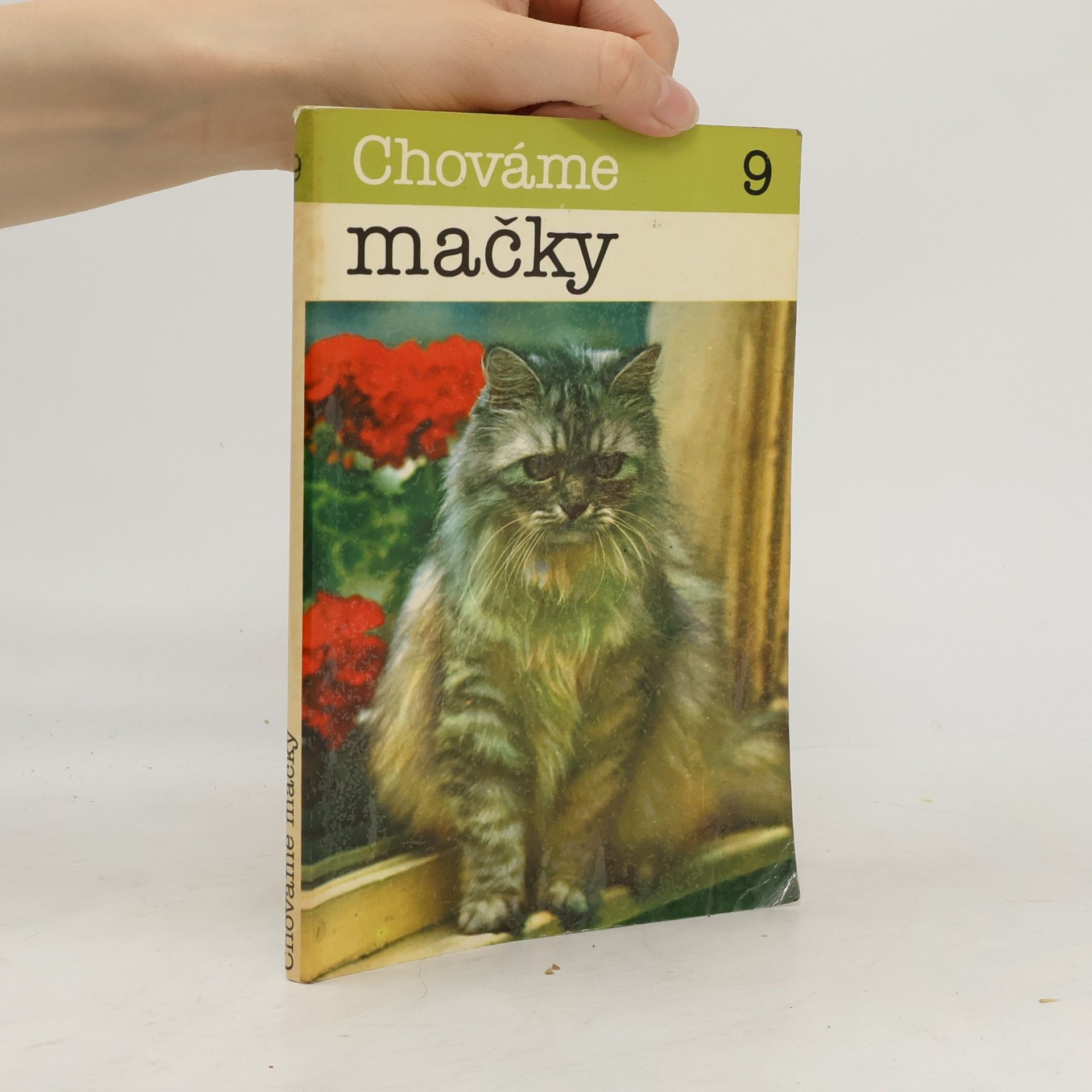 M. Pálková Chováme mačky 9