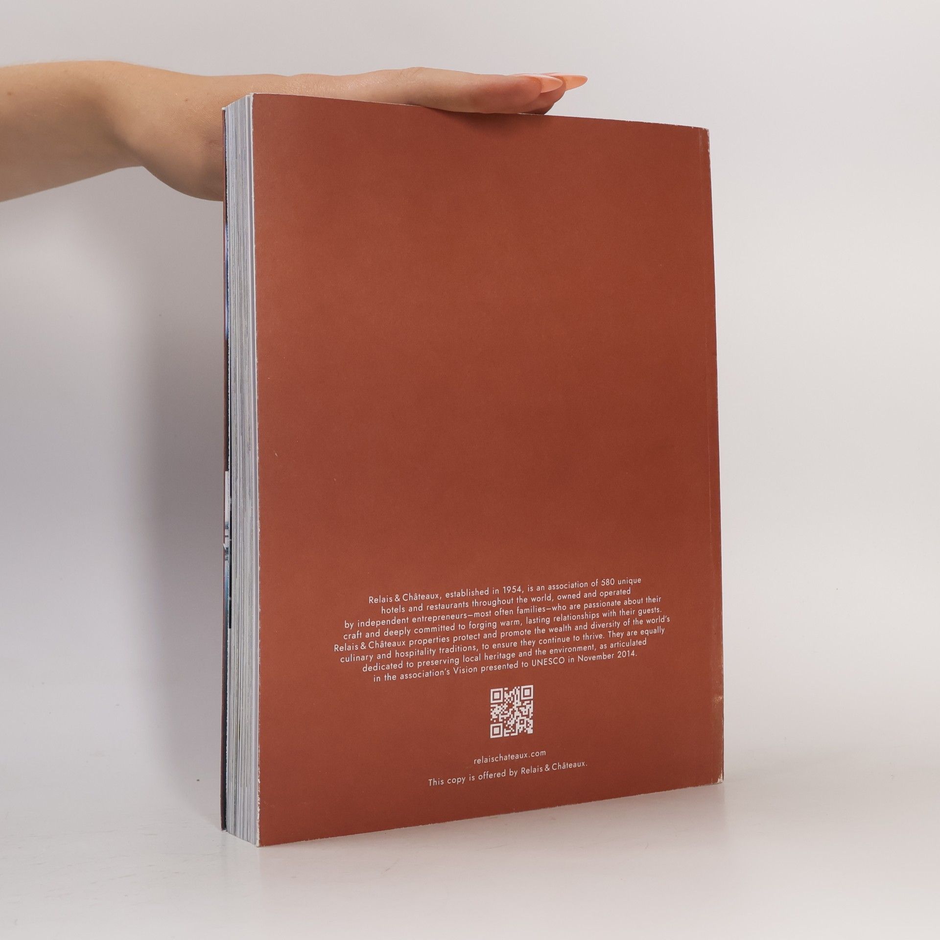 Various authors Travel Book 2