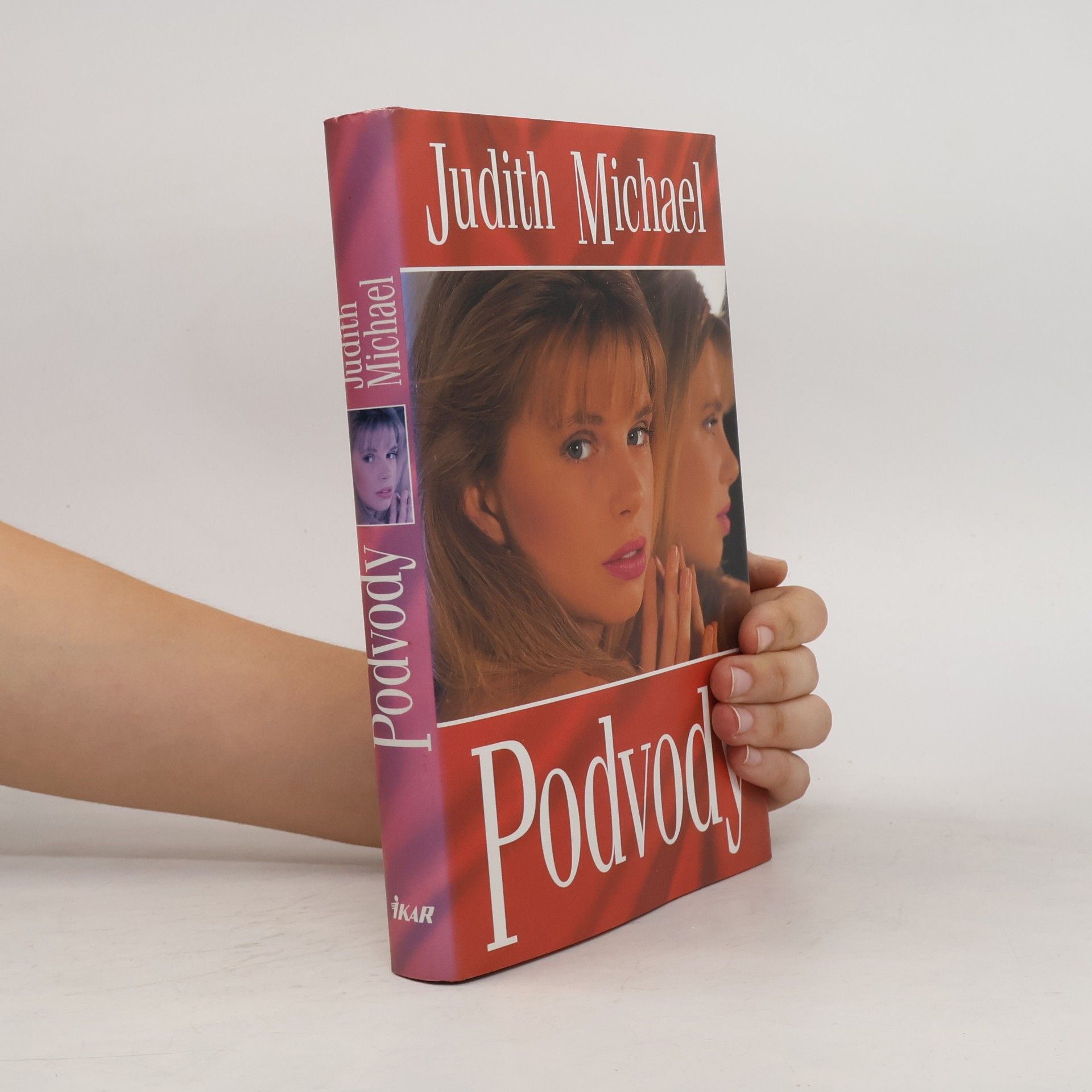 Judith Michael Podvody