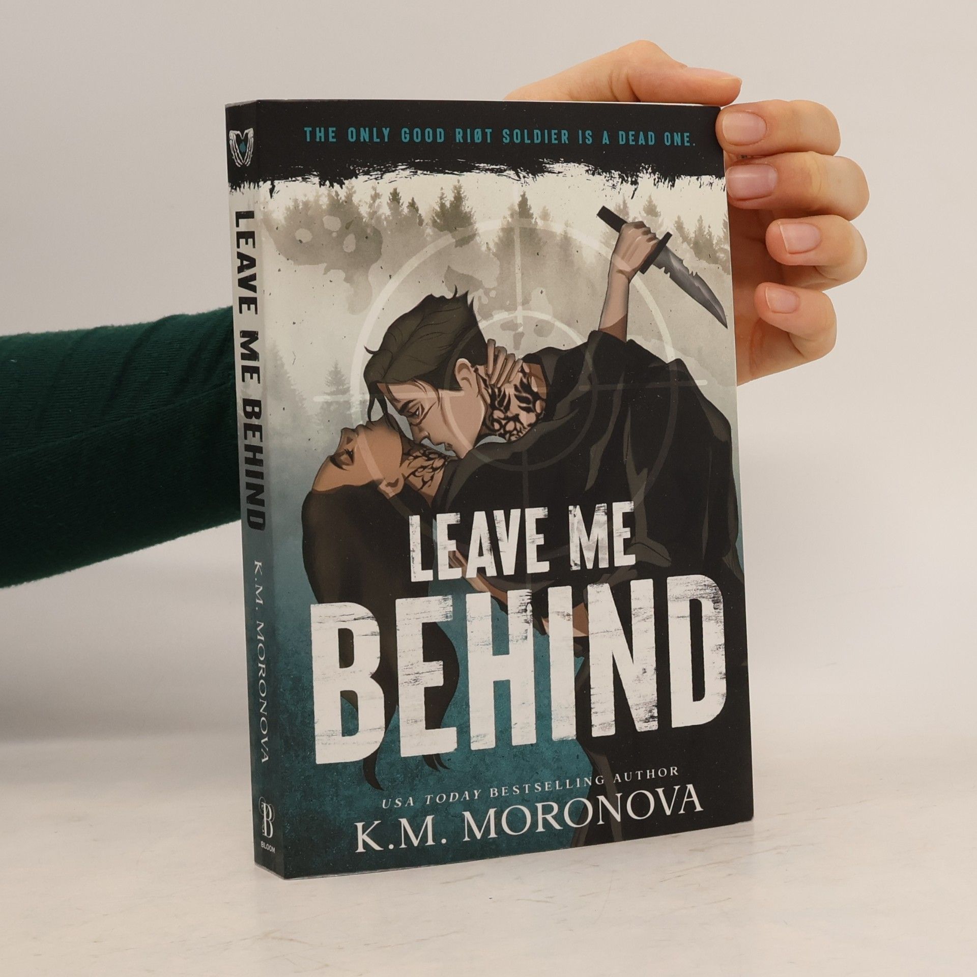 K M Moronova Leave Me Behind