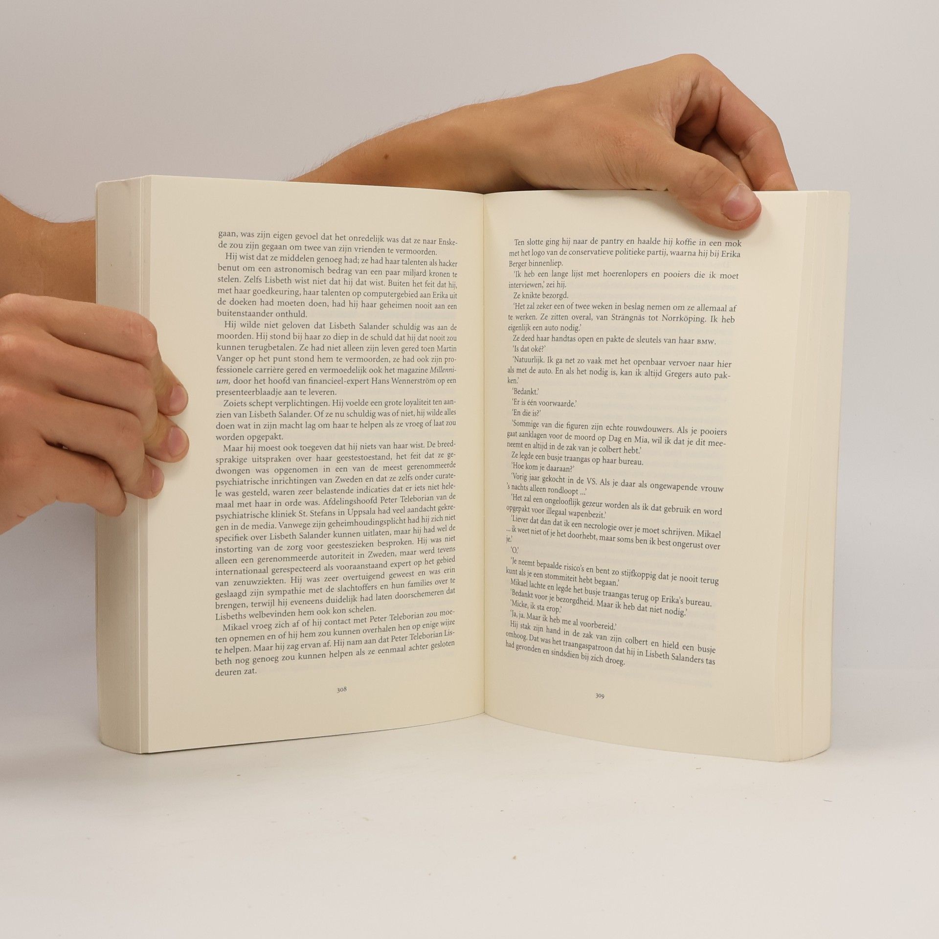 Stieg Larsson De vrouw die met vuur speelde