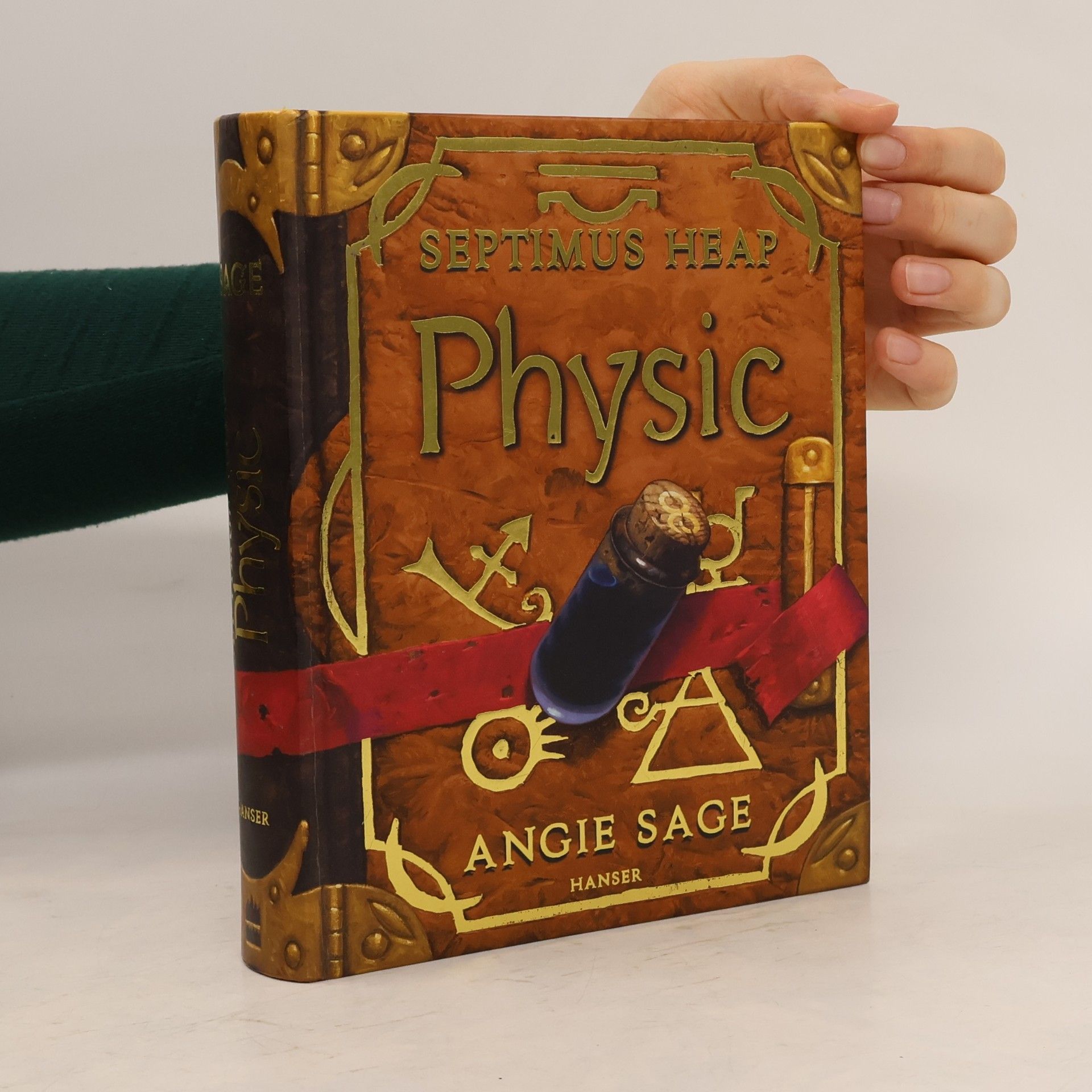 Angie Sage Septimus Heap Physic
