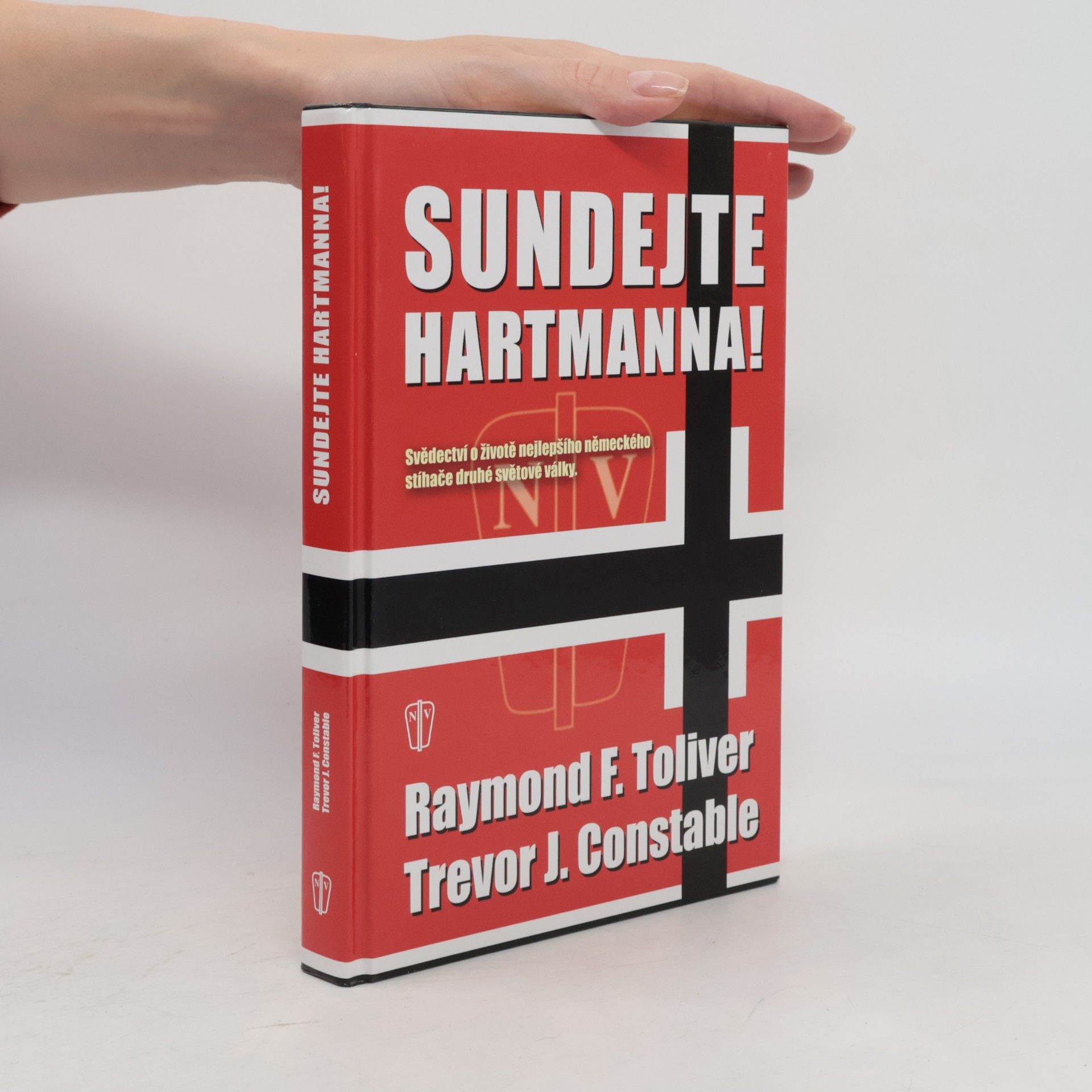 Raymond F. Toliver Sundejte Hartmanna!