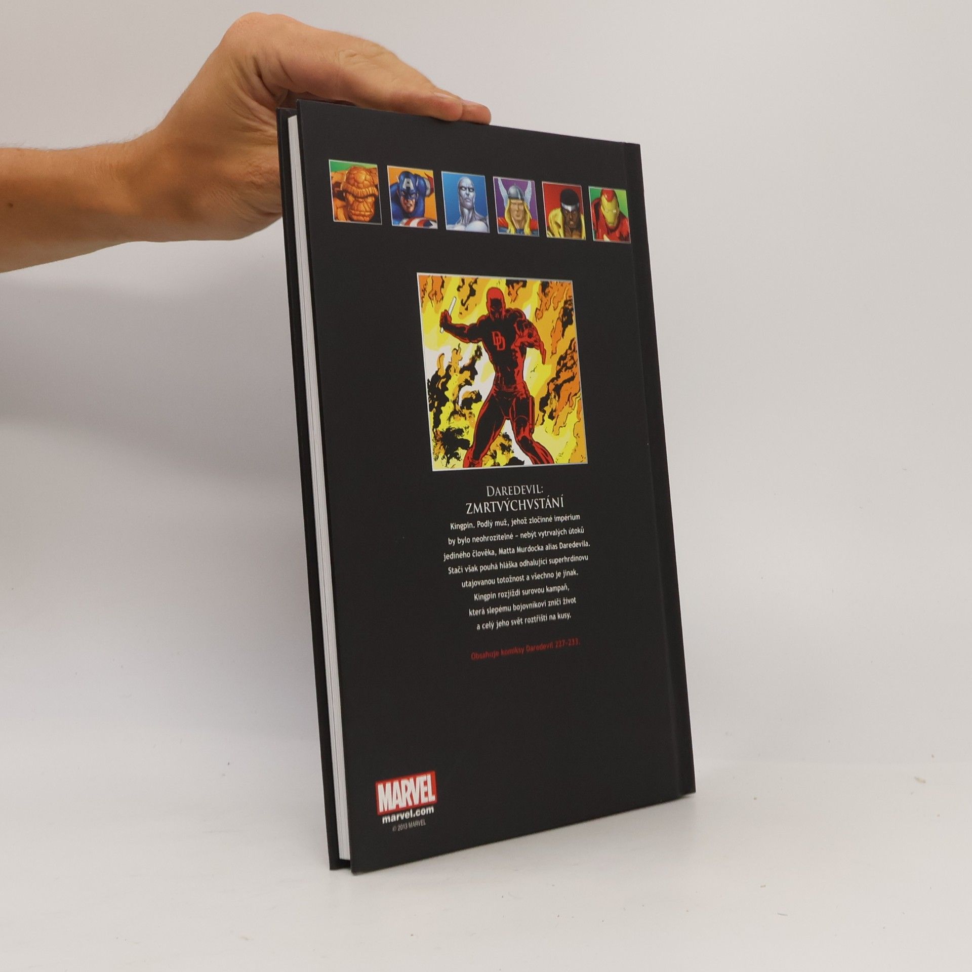 Frank Miller Ultimátní komixový komplet 7. Daredevil. Zmrtvýchvstání