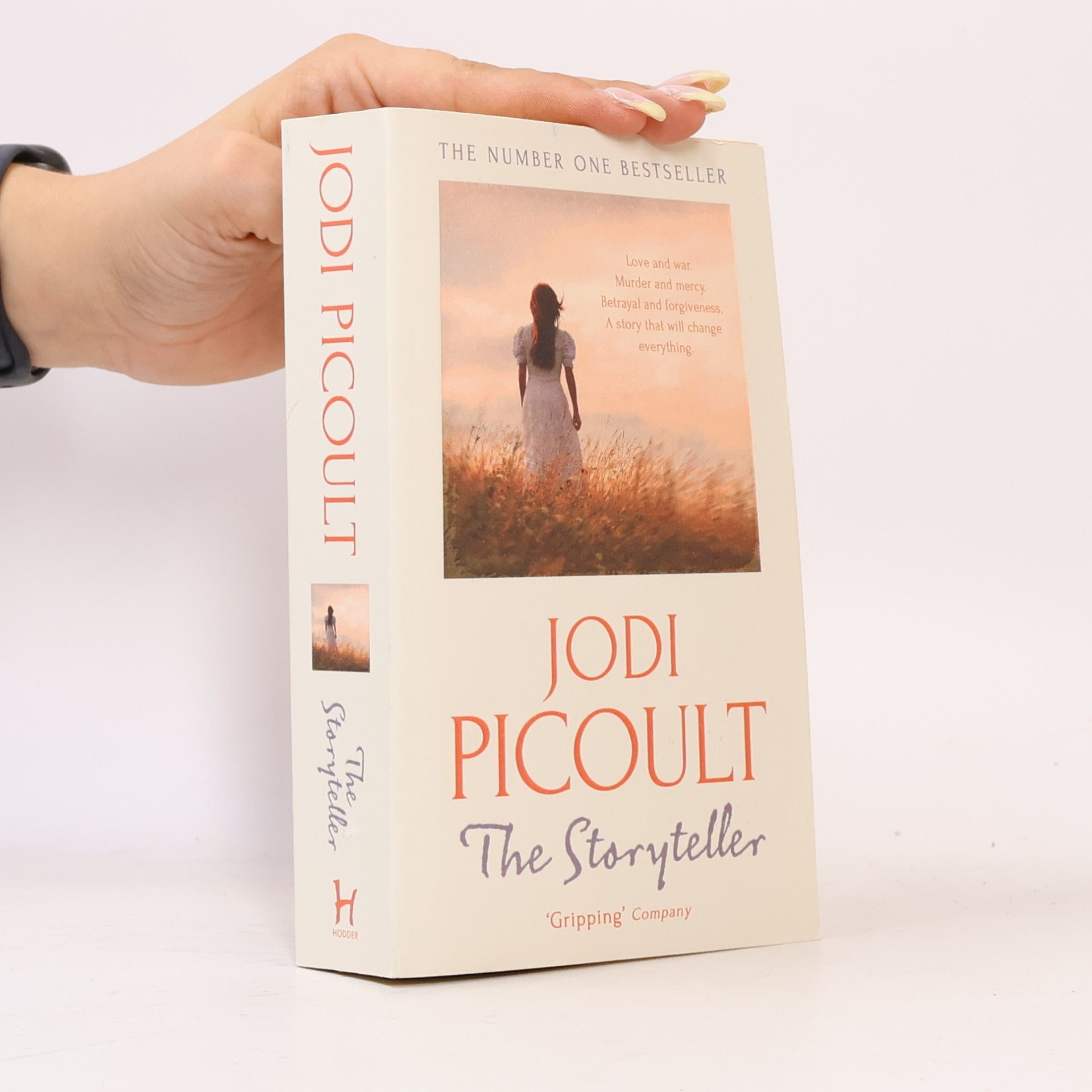 Jodi Picoult The storyteller
