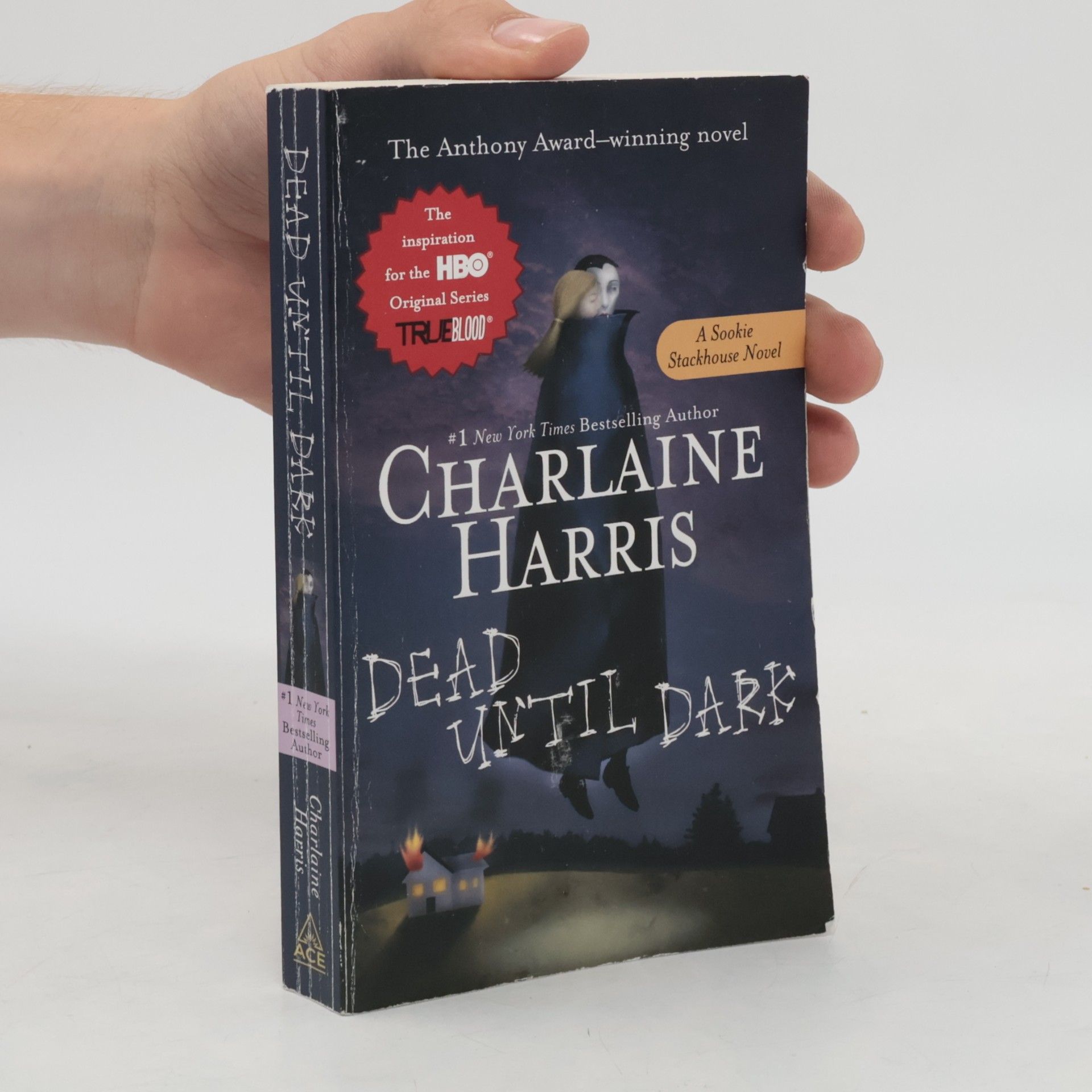 Charlaine Harris Dead until dark