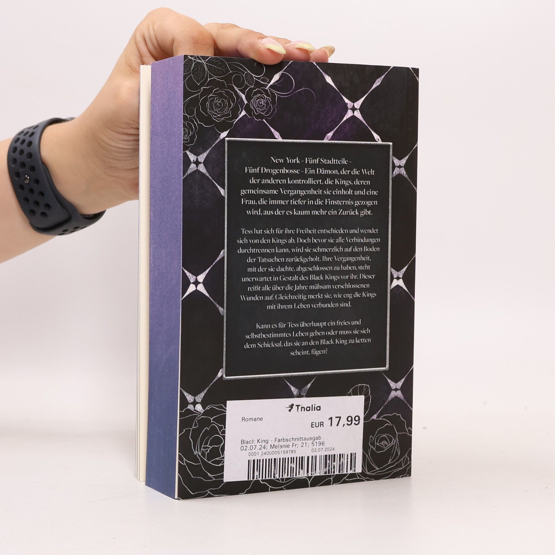 Kari Tenero Black King