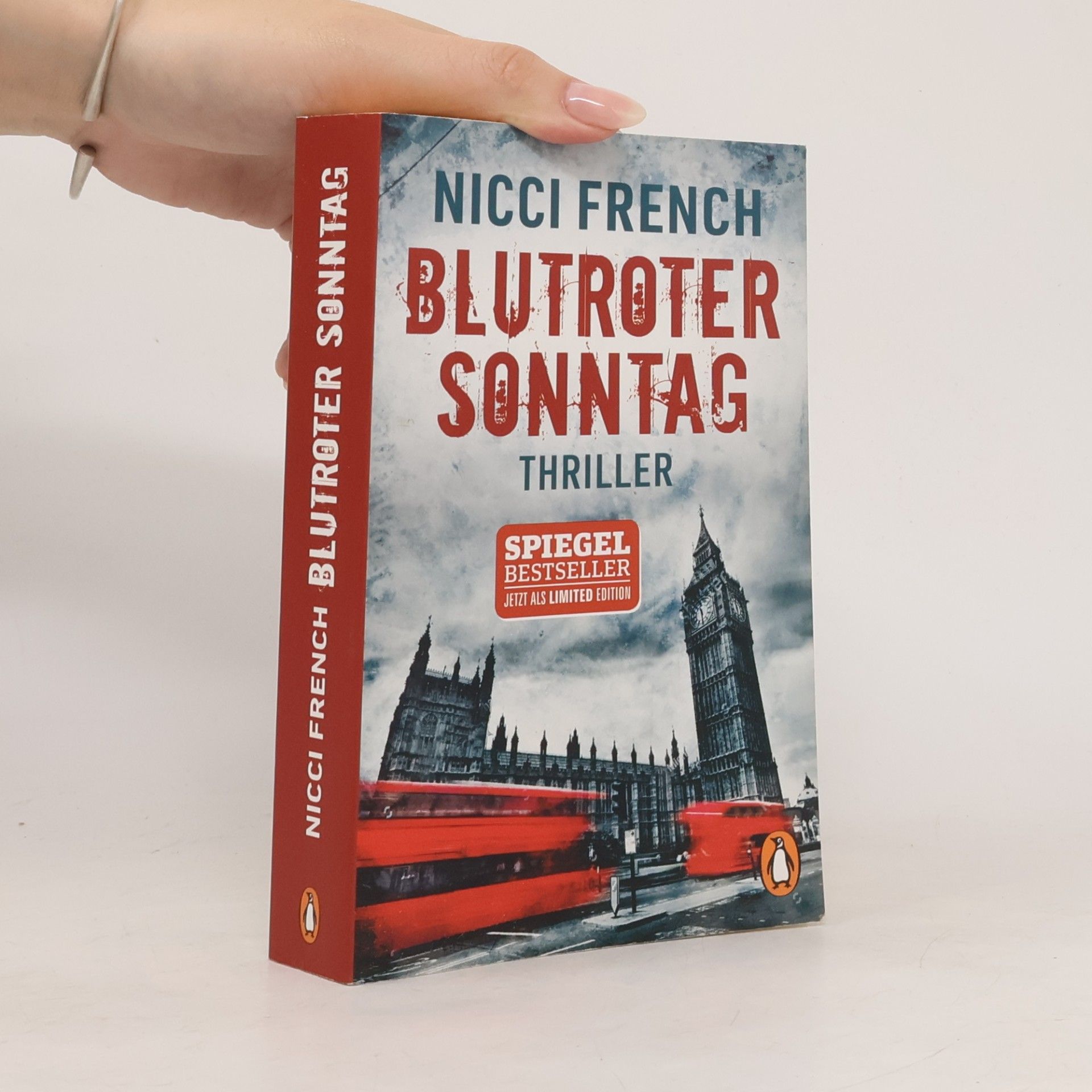 Nicci French Blutroter Sonntag
