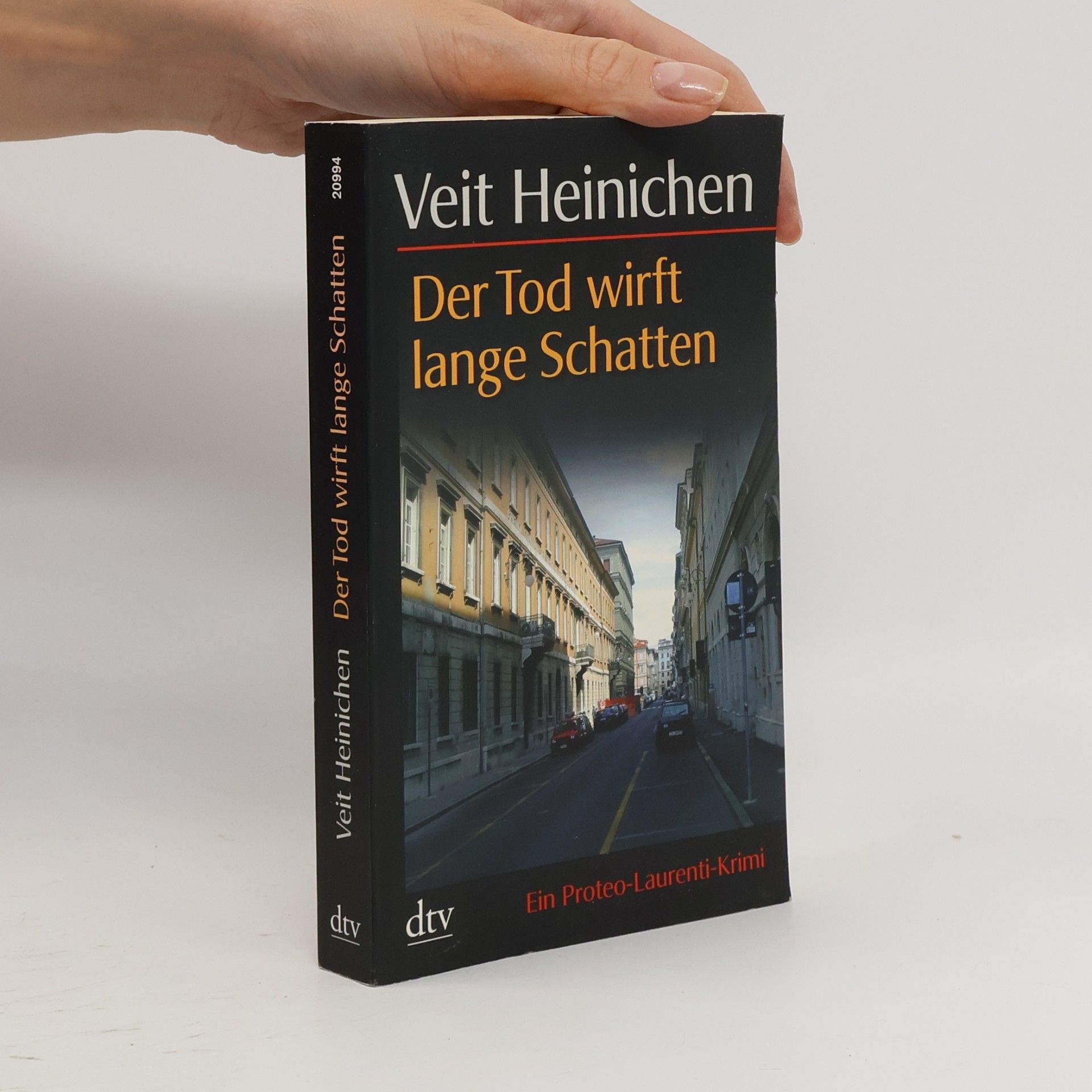 Veit Heinichen Der Tod wirft lange Schatten