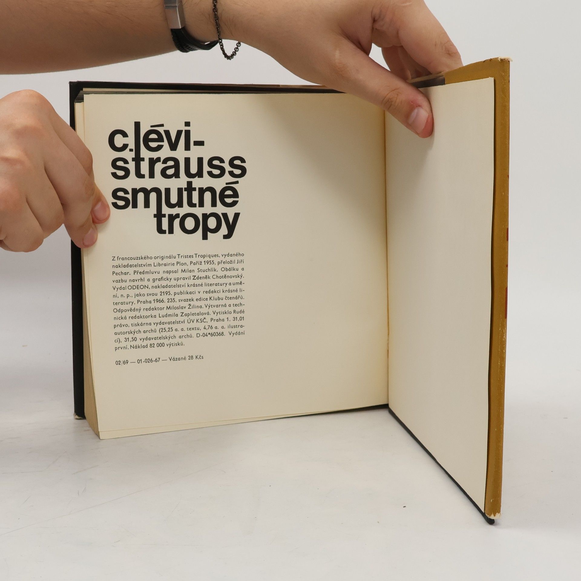 C. Lévi-Strauss Smutné tropy