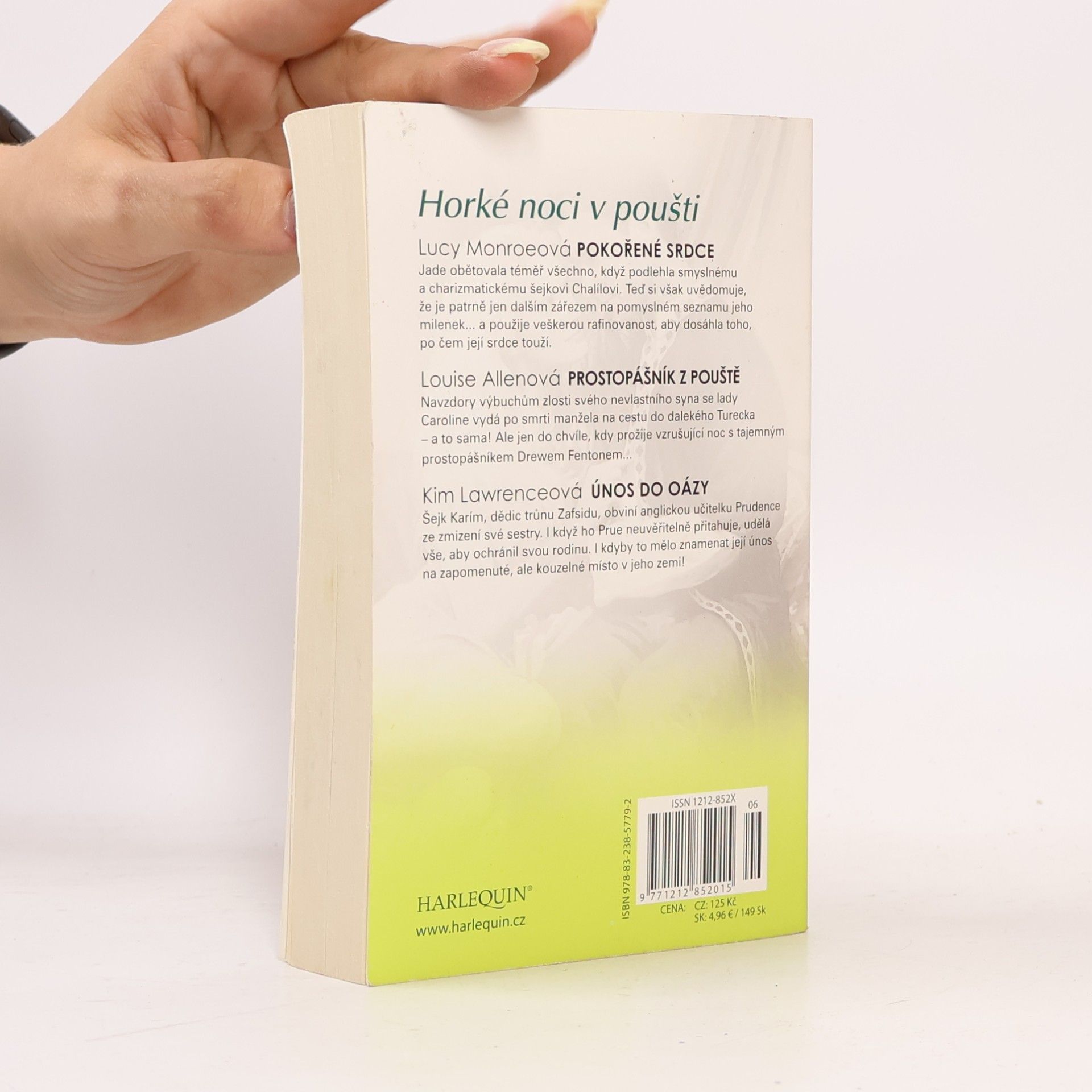 Louise Allen Horké noci v poušti: Pokořené srdce / Prostopášník z pouště / Únos do oázy