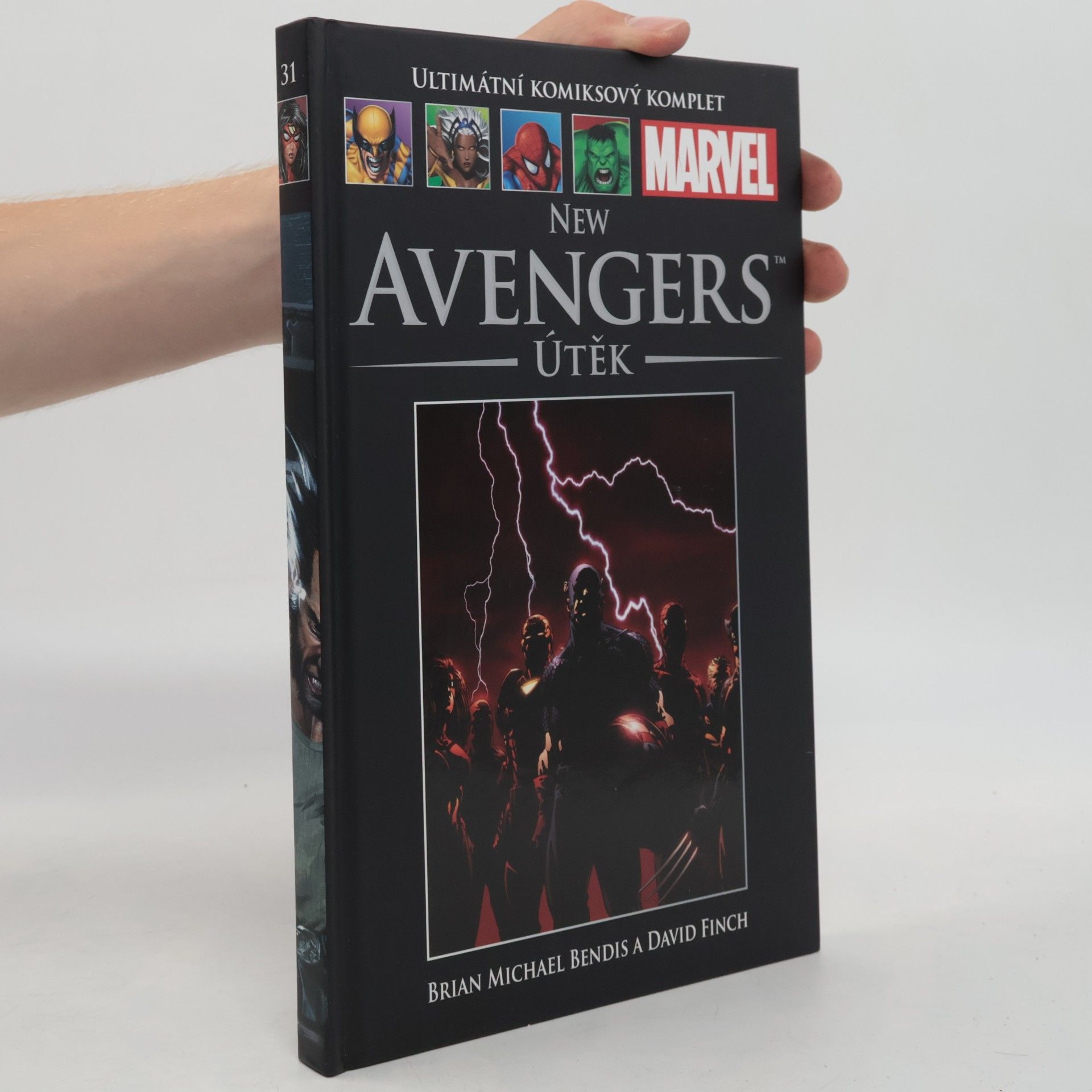 David Finch Ultimátní komiksový komplet 31. New Avengers. Útěk