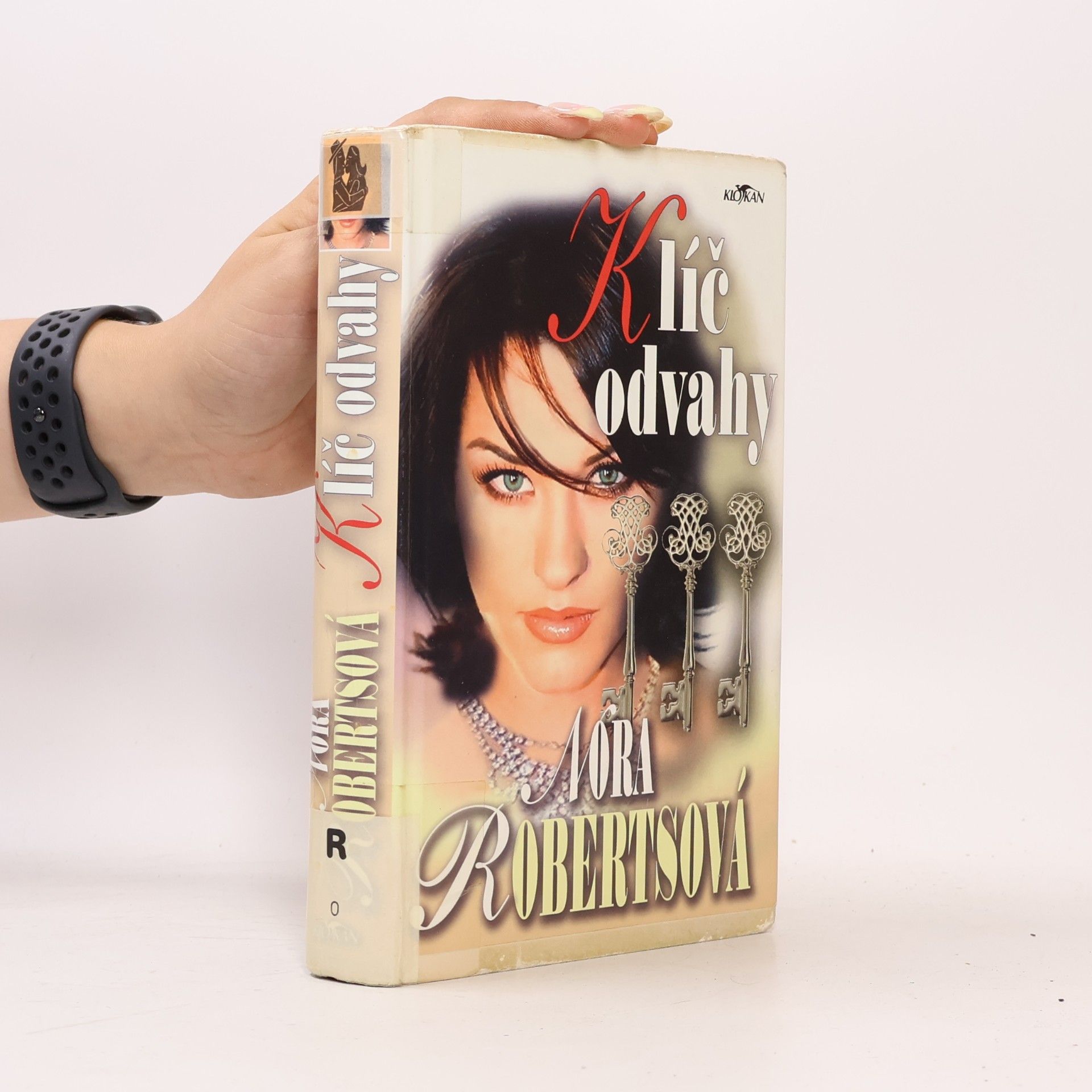 Nora Roberts Klíč odvahy