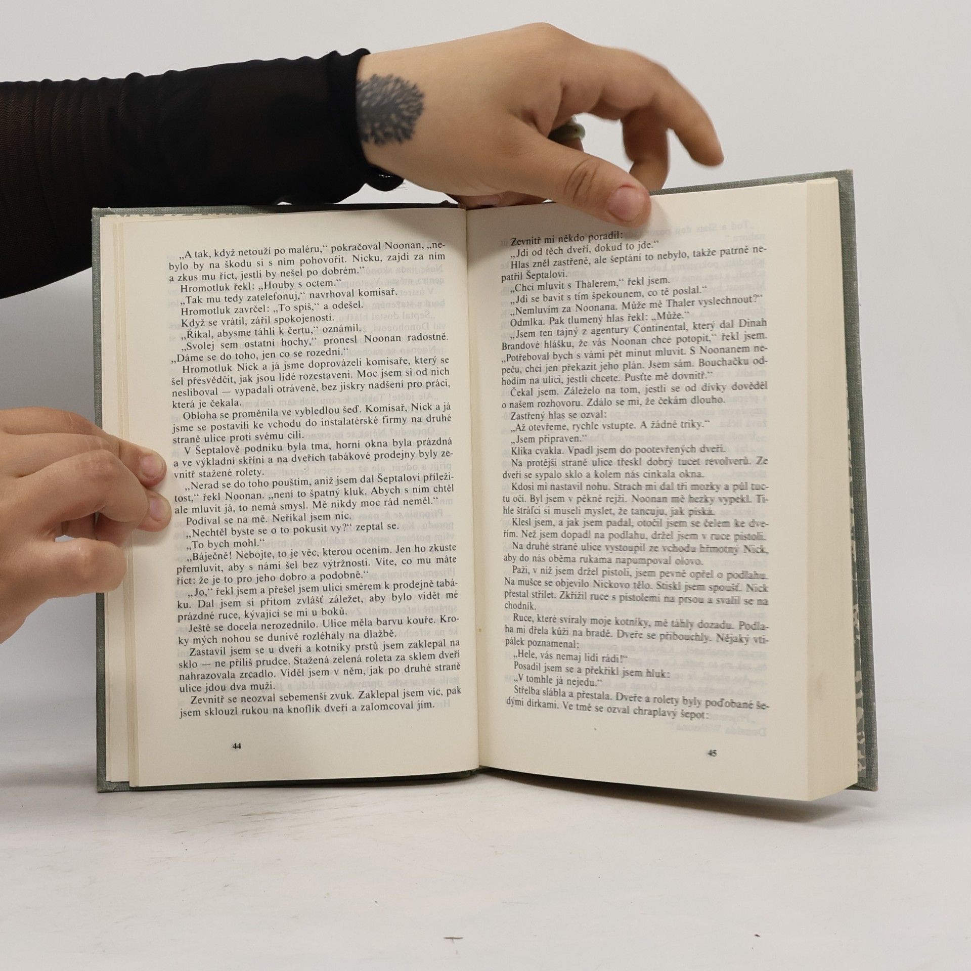 Dashiell Hammett Tři krvavé historie