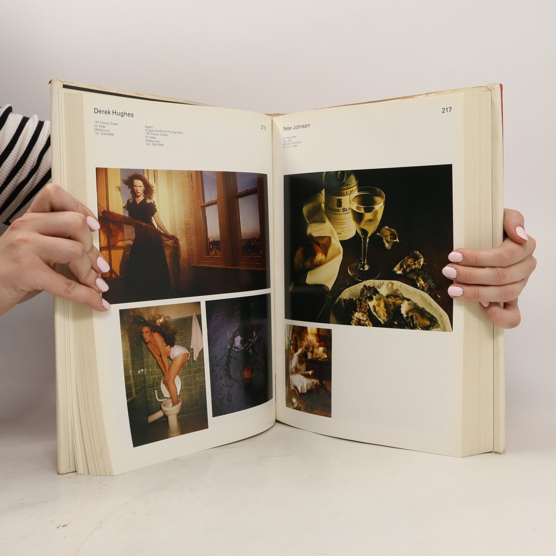 AA.VV. 483 Photographers. 20 Countries