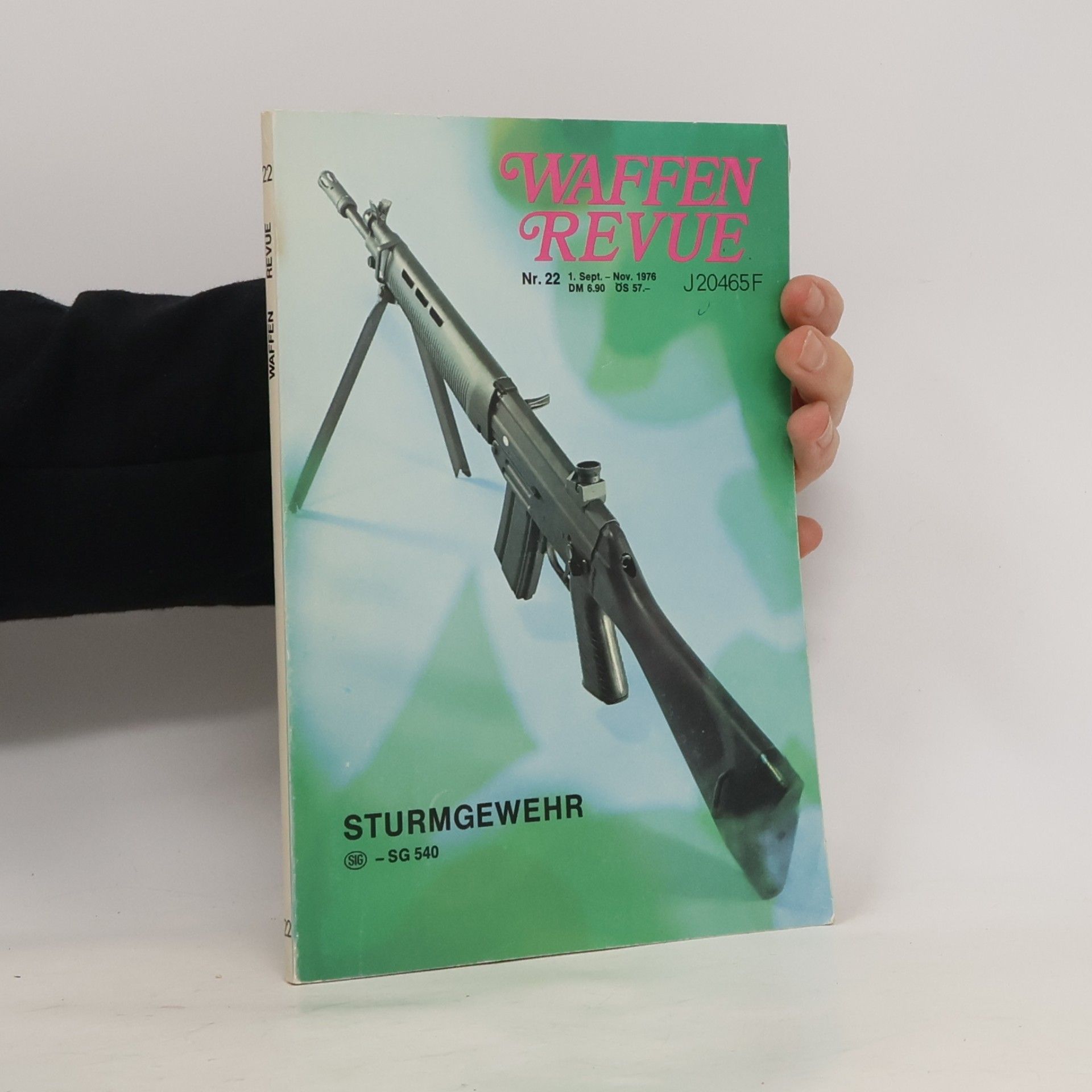 kolektiv Waffen Revue 22