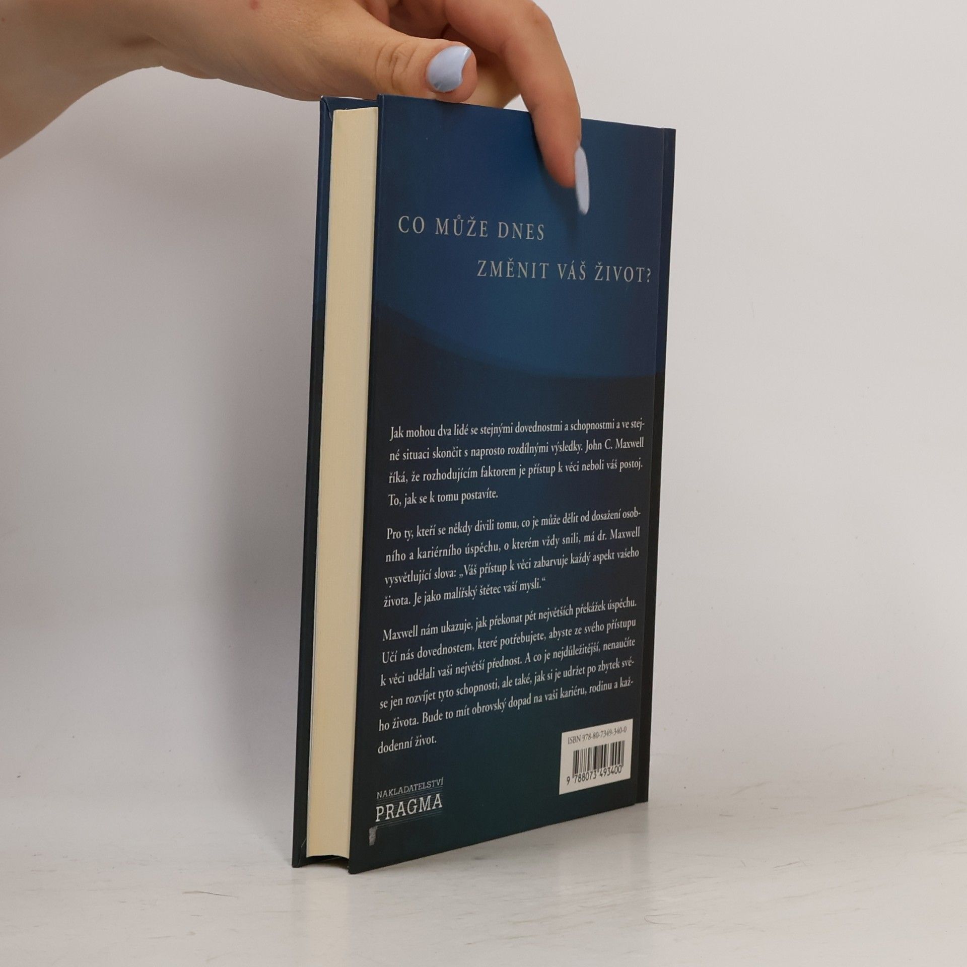 John C. Maxwell To, co vám dá výhodu, je, jak k tomu přistoupíte