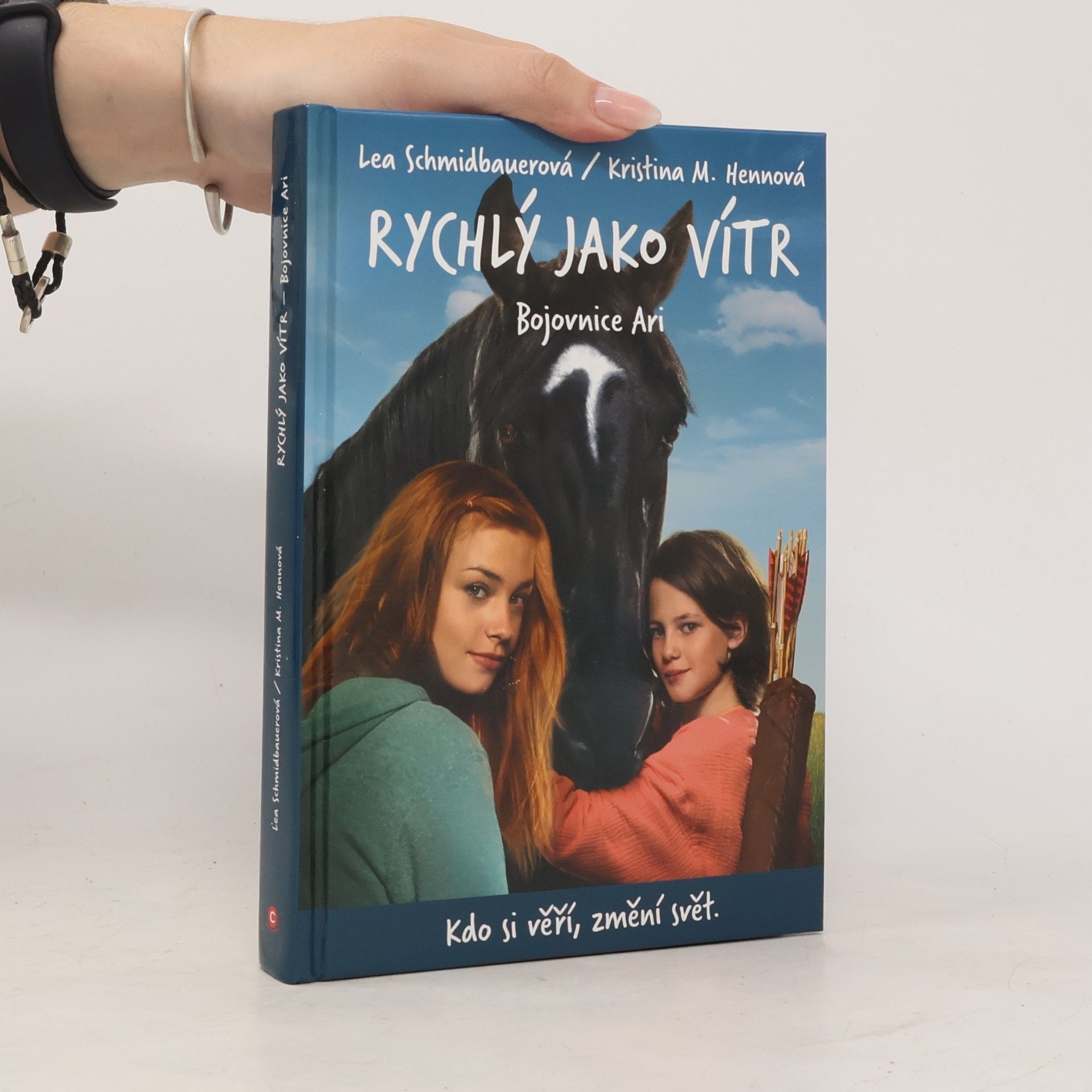 Lea Schmidbauer Rychlý jako vítr. Bojovnice Ari