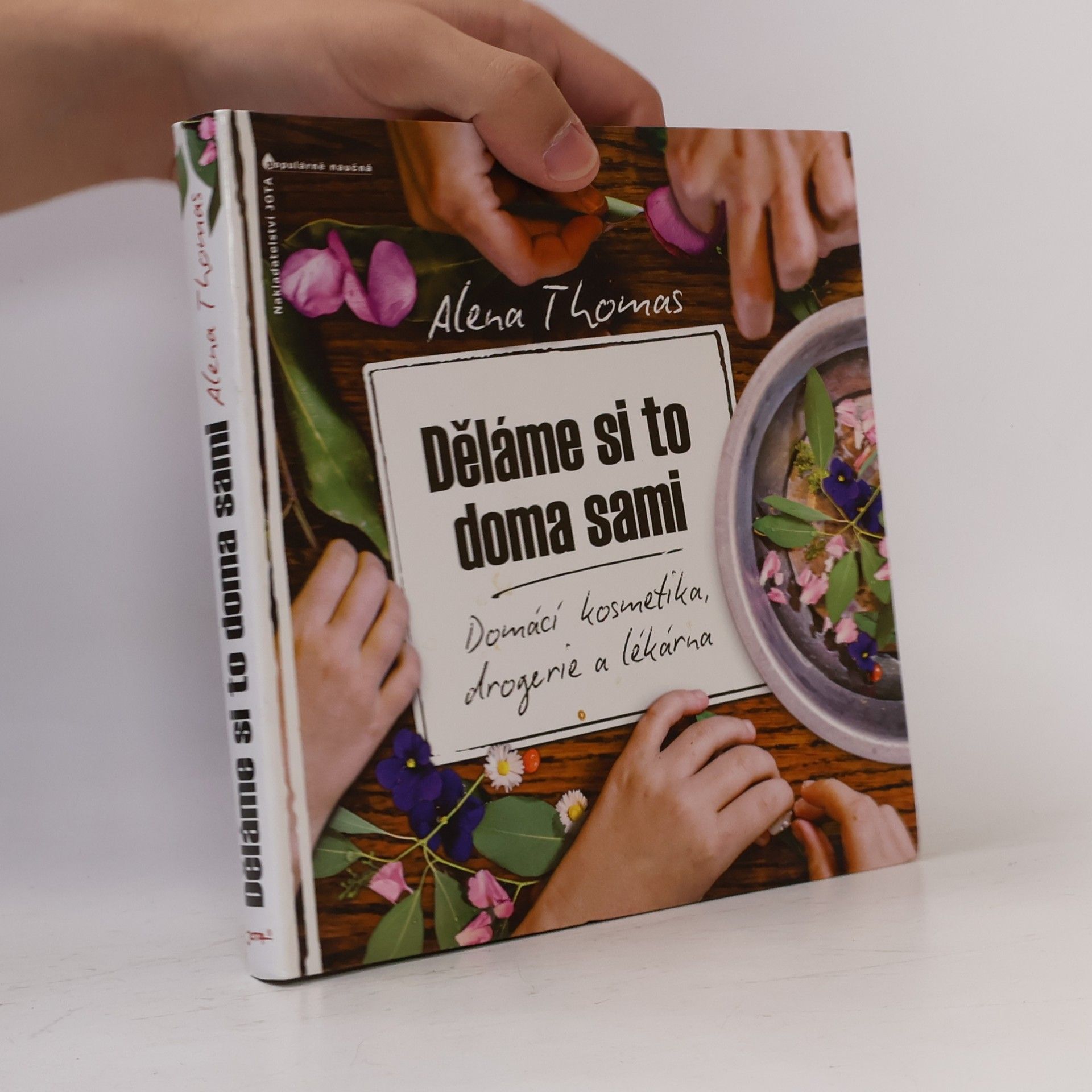 Alena Thomas Děláme si to doma sami
