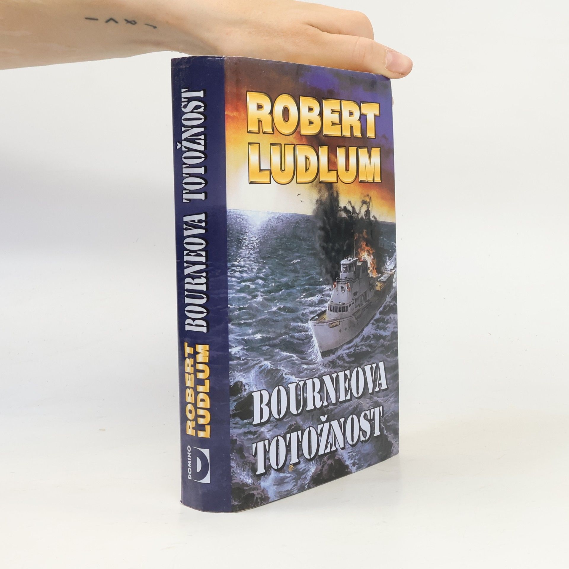 Robert Ludlum Bourneova totožnost
