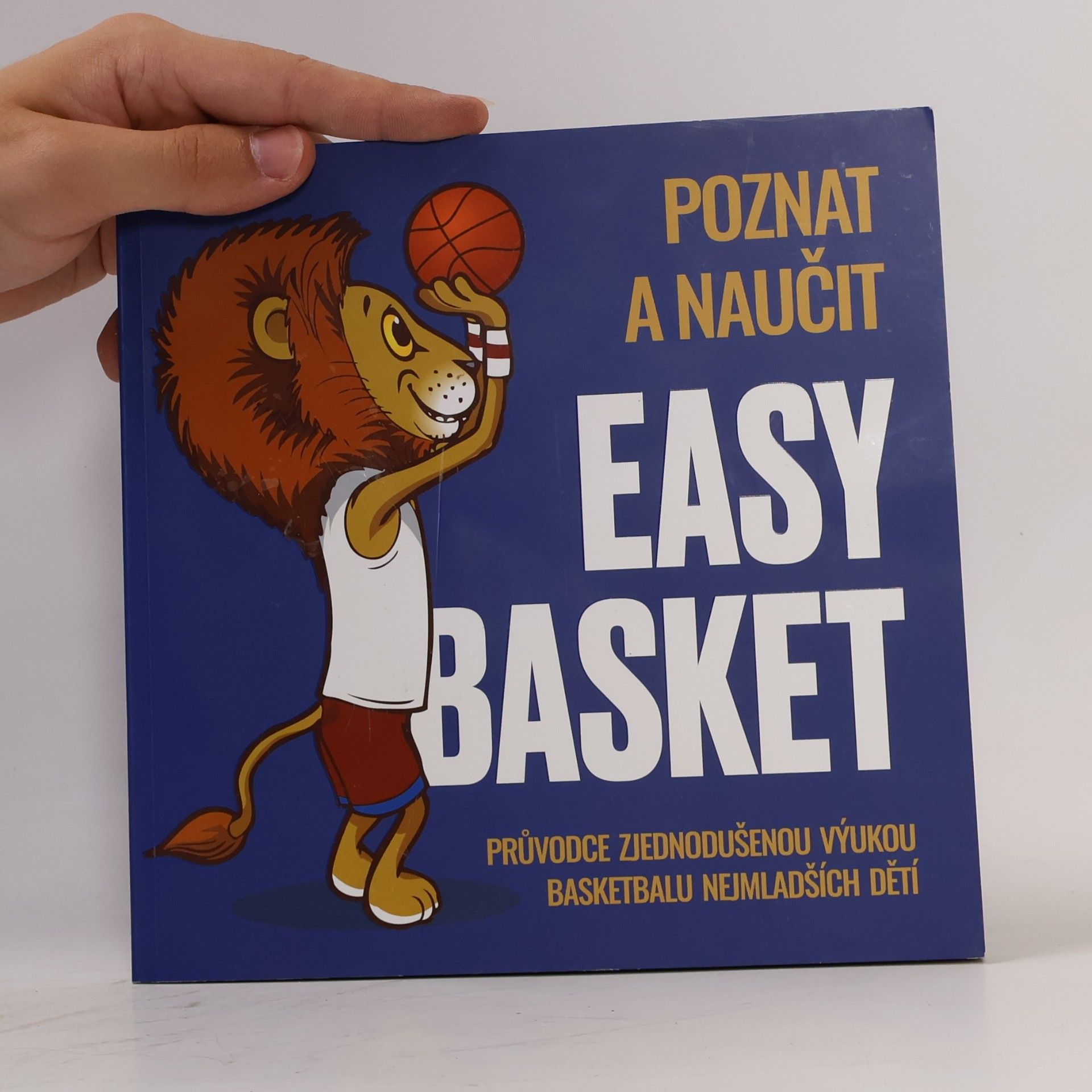 kolektiv Poznat a naučit Easy Basket