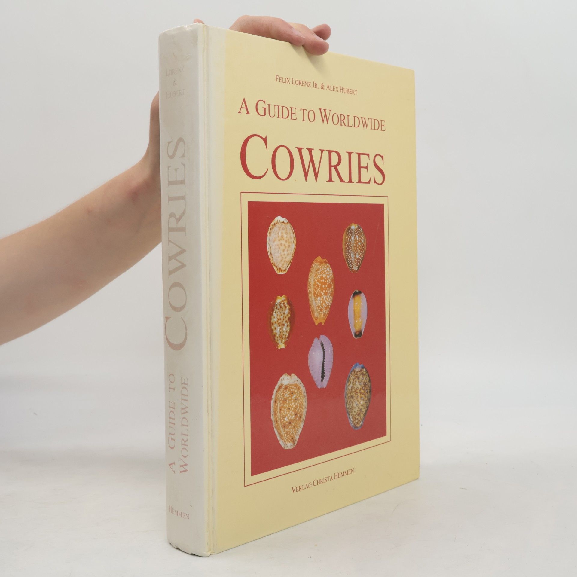 Felix Lorenz A guide to worldwide cowries