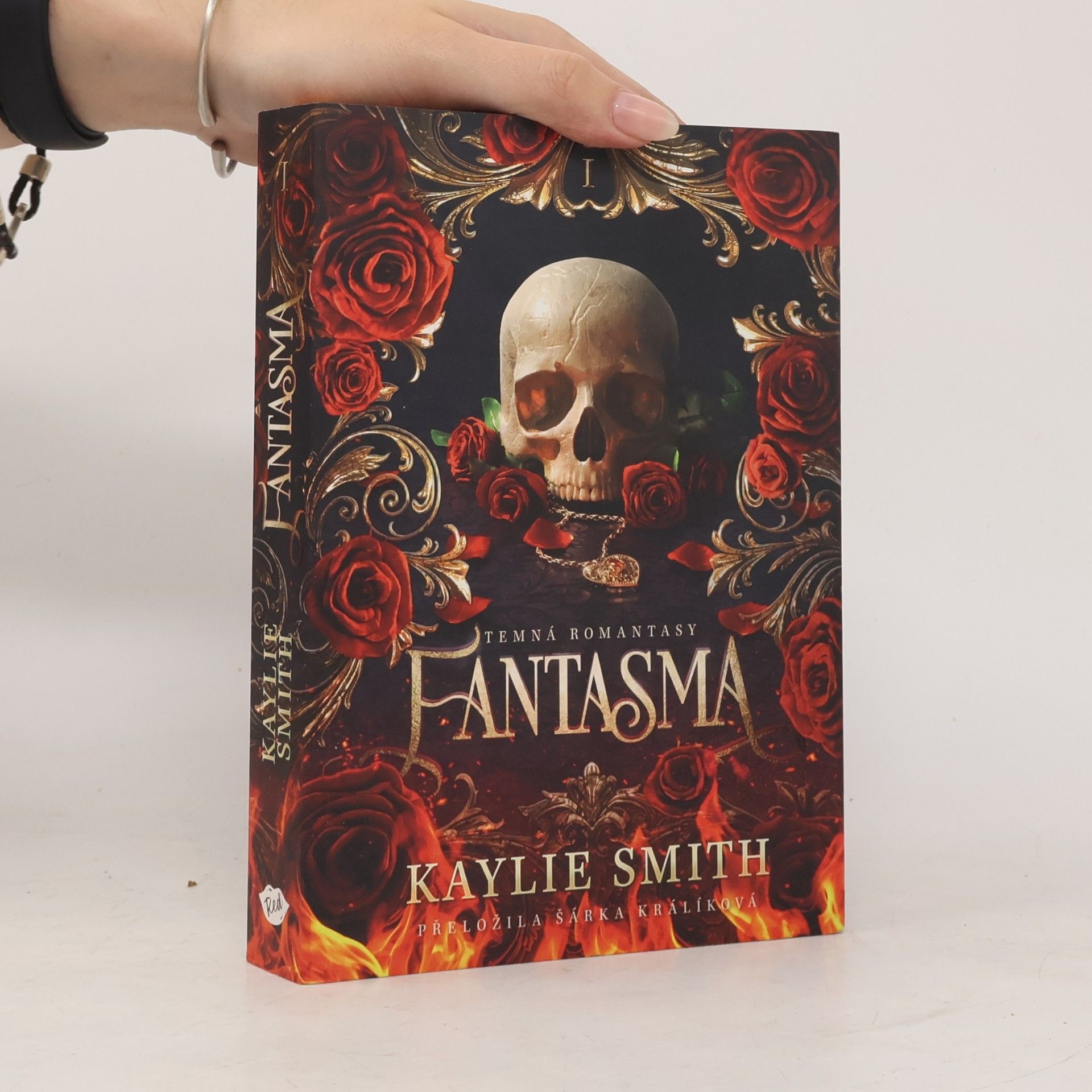 Kaylie Smith Hříšné hry. První díl, Fantasma